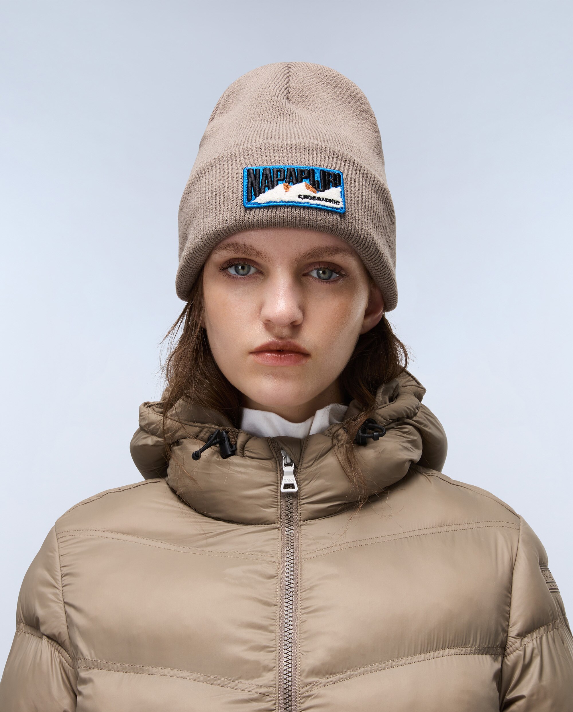 Gorro de hombre montepiana con parche frontal de punto elástico - Napapijri - Beige Beige-2