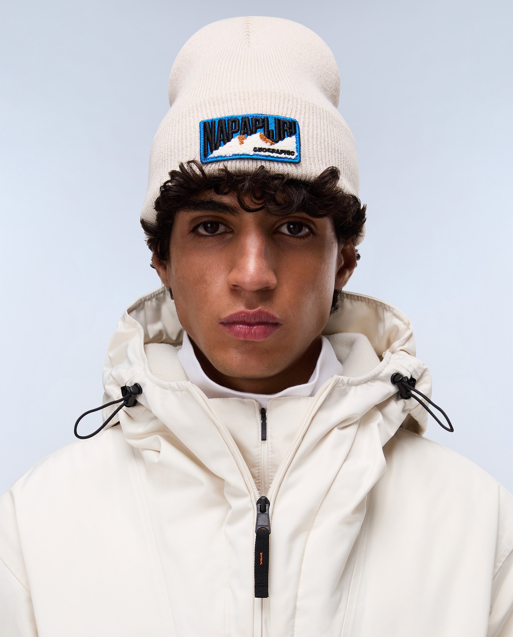 Gorro de hombre con parche frontal de punto elástico - Napapijri - Beige Beige-2
