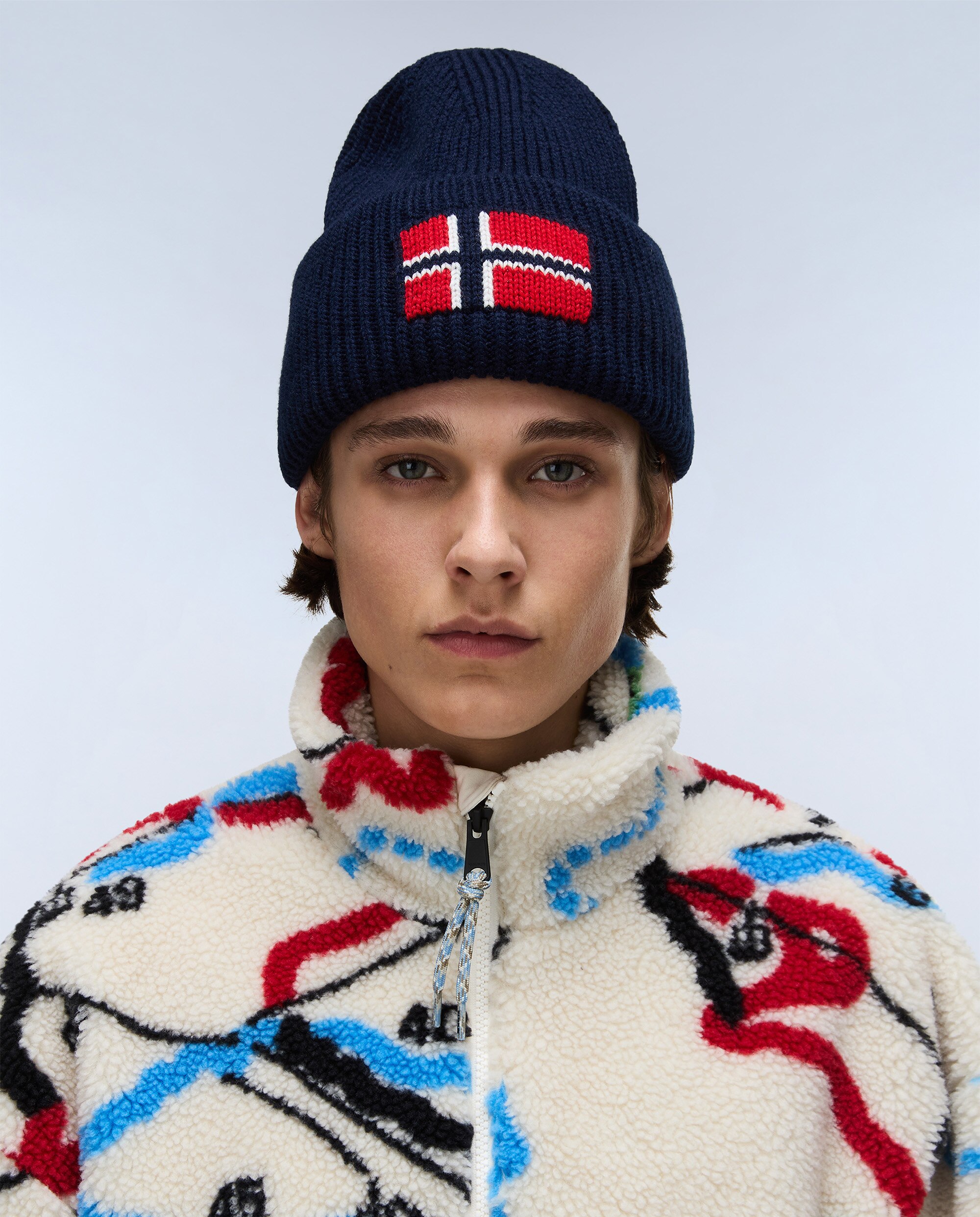 Imagen 0 de Gorro de hombre evei con bandera noruega de punto de canalé Azul marino