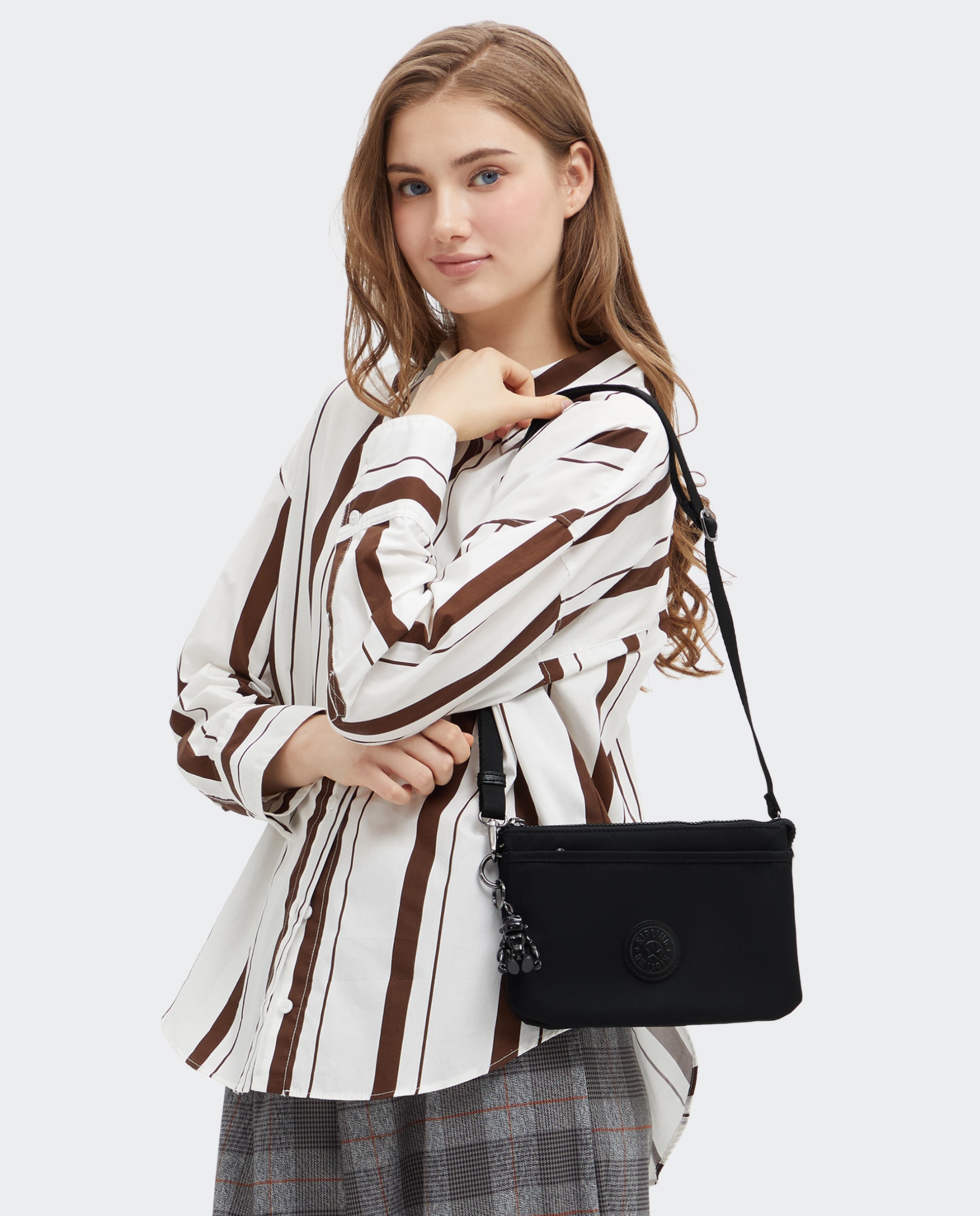 Bandolera de mujer pequeña con cremallera y correa extraíble - Kipling - Negro Negro-2