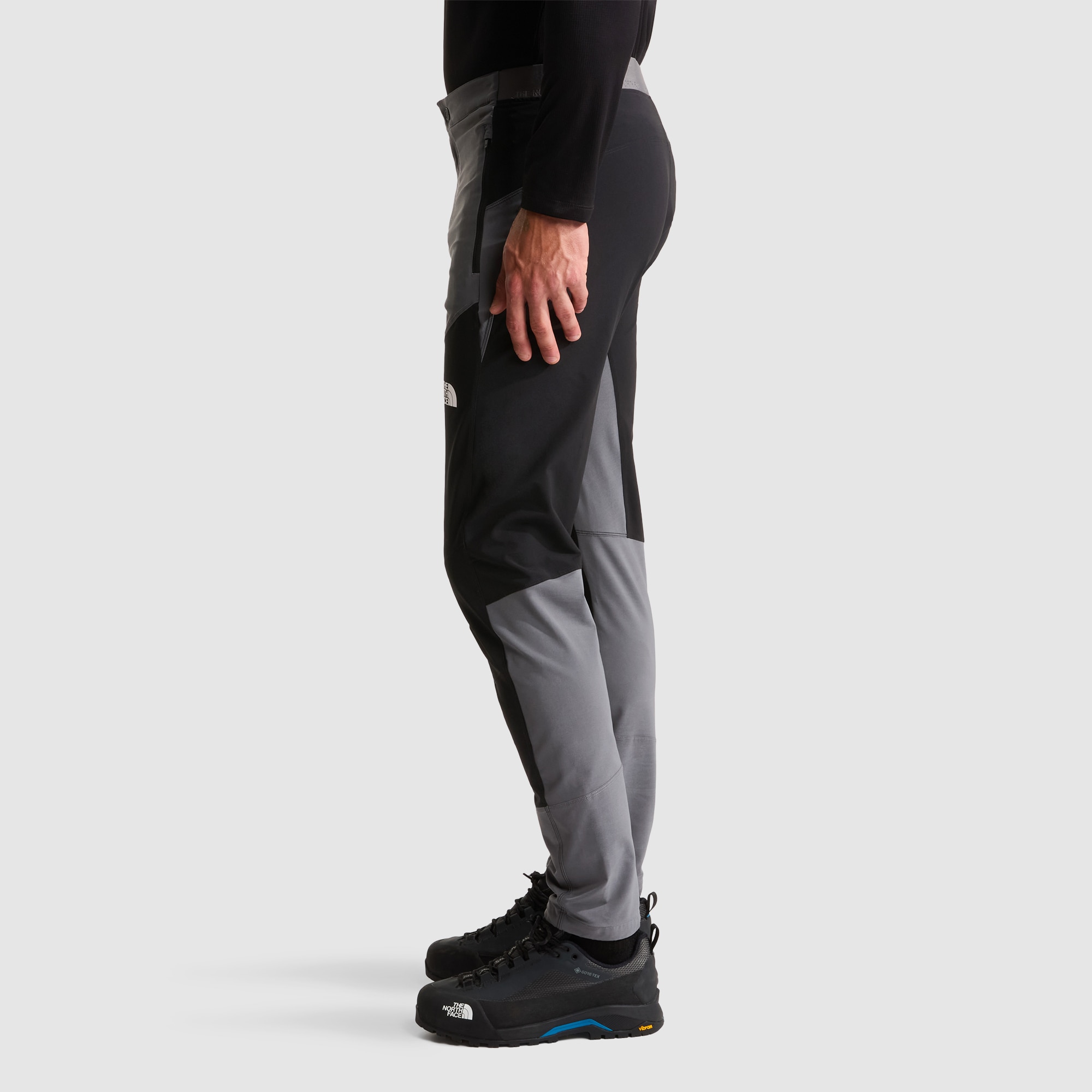 Pantalón de corte tapered slim para hombre Felik The North Face - Gris Gris-4