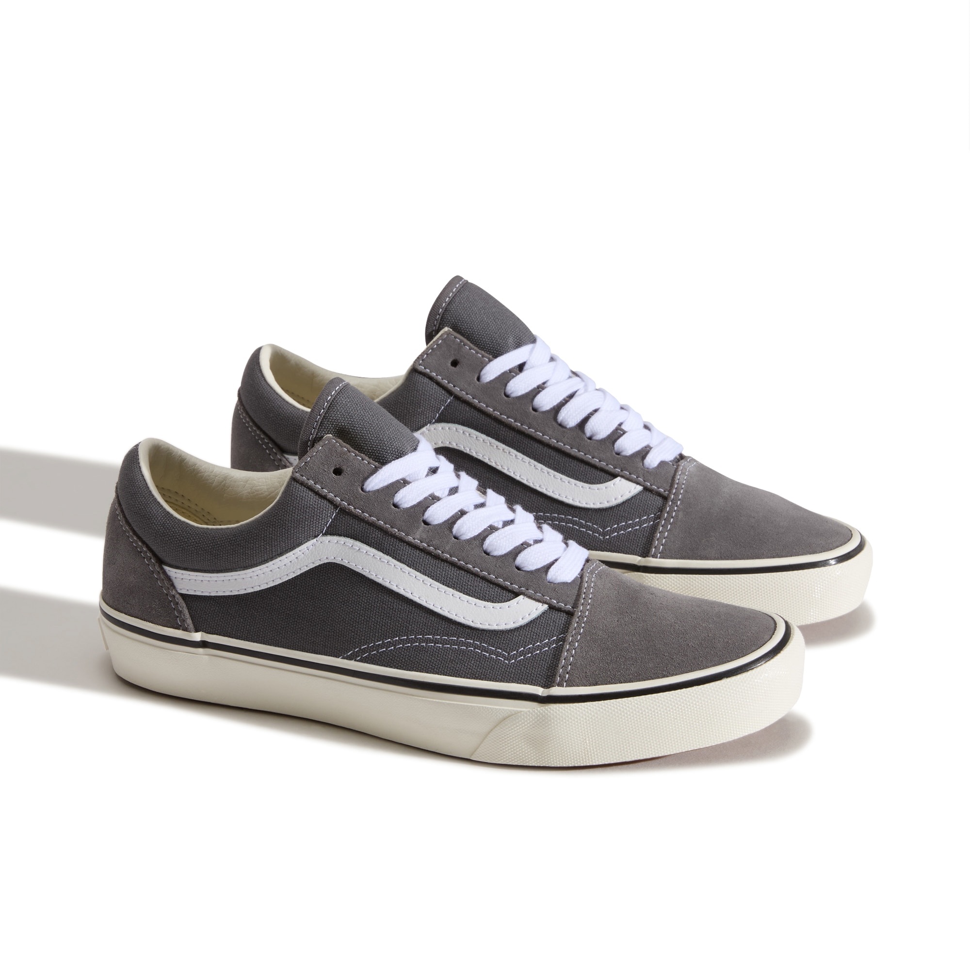 Imagen 2 de Zapatillas casual unisex Old Skool Vans - Gris Piedra Gris Piedra