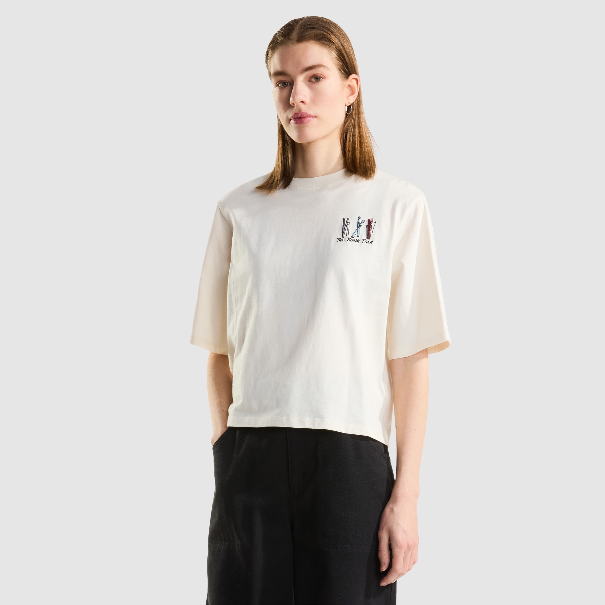 Imagen 0 de Camiseta de corte cuadrado con bordado gráfico para mujer Ski Embro Boxy The North Face Blanco Anticuario