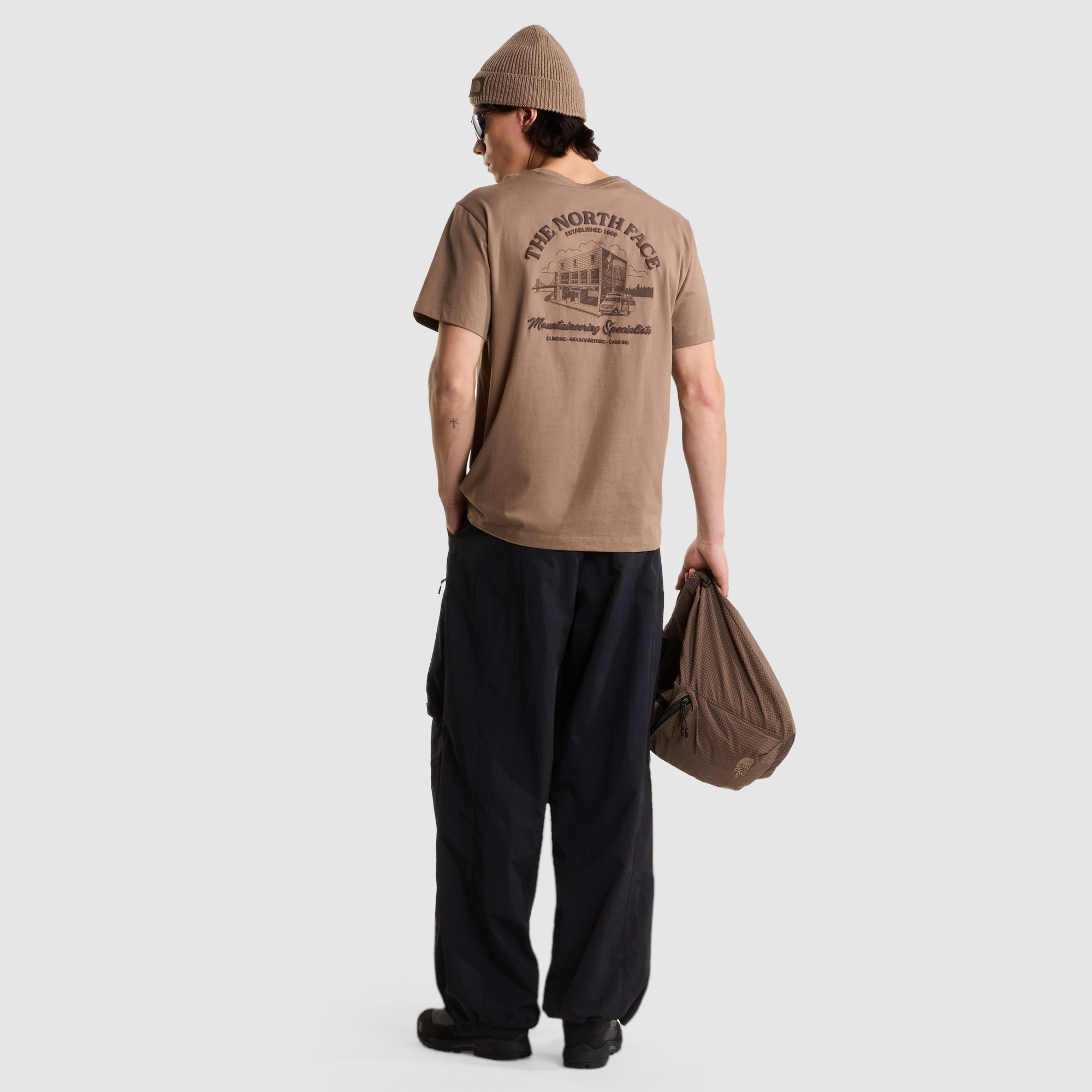 Camiseta holgada con estampado gráfico unisex OG StoreThe North Face - Marrón claro Marrón claro-3