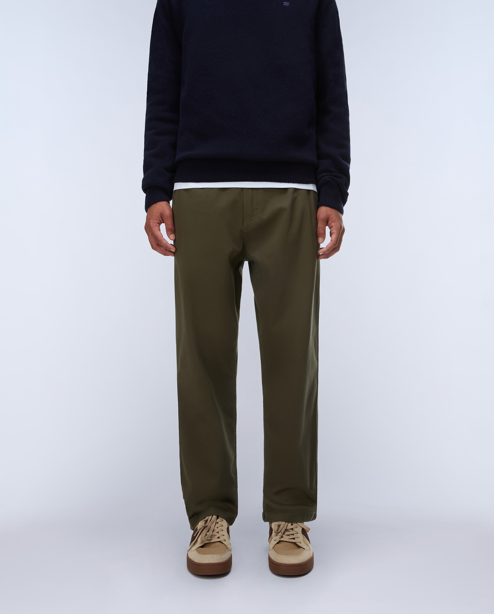 Imagen 0 de Chino de hombre m-chino largo de corte regular Verde Oliva