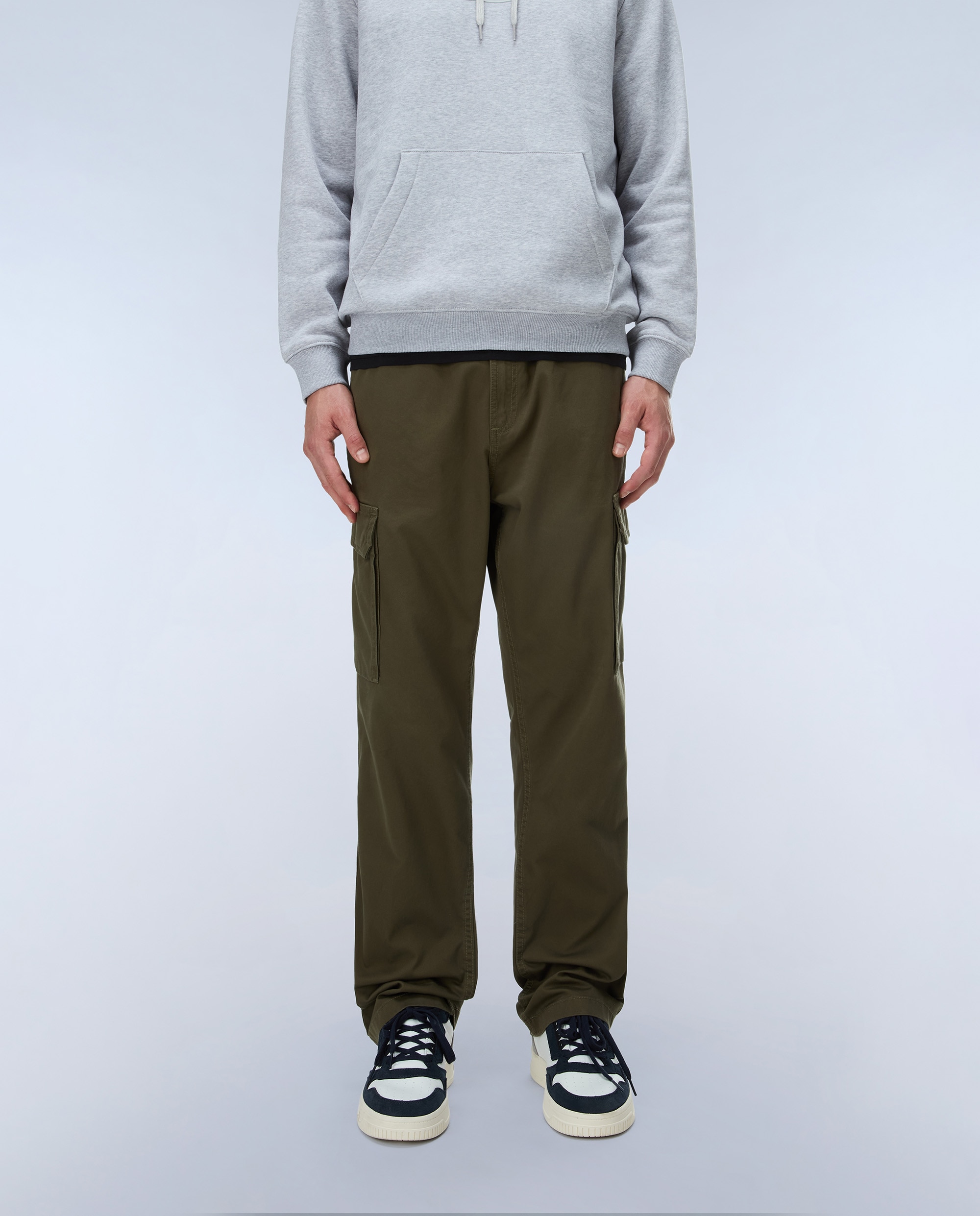 Imagen 0 de Pantalones cargo de hombre m-cargo largos de corte regular Verde Oliva