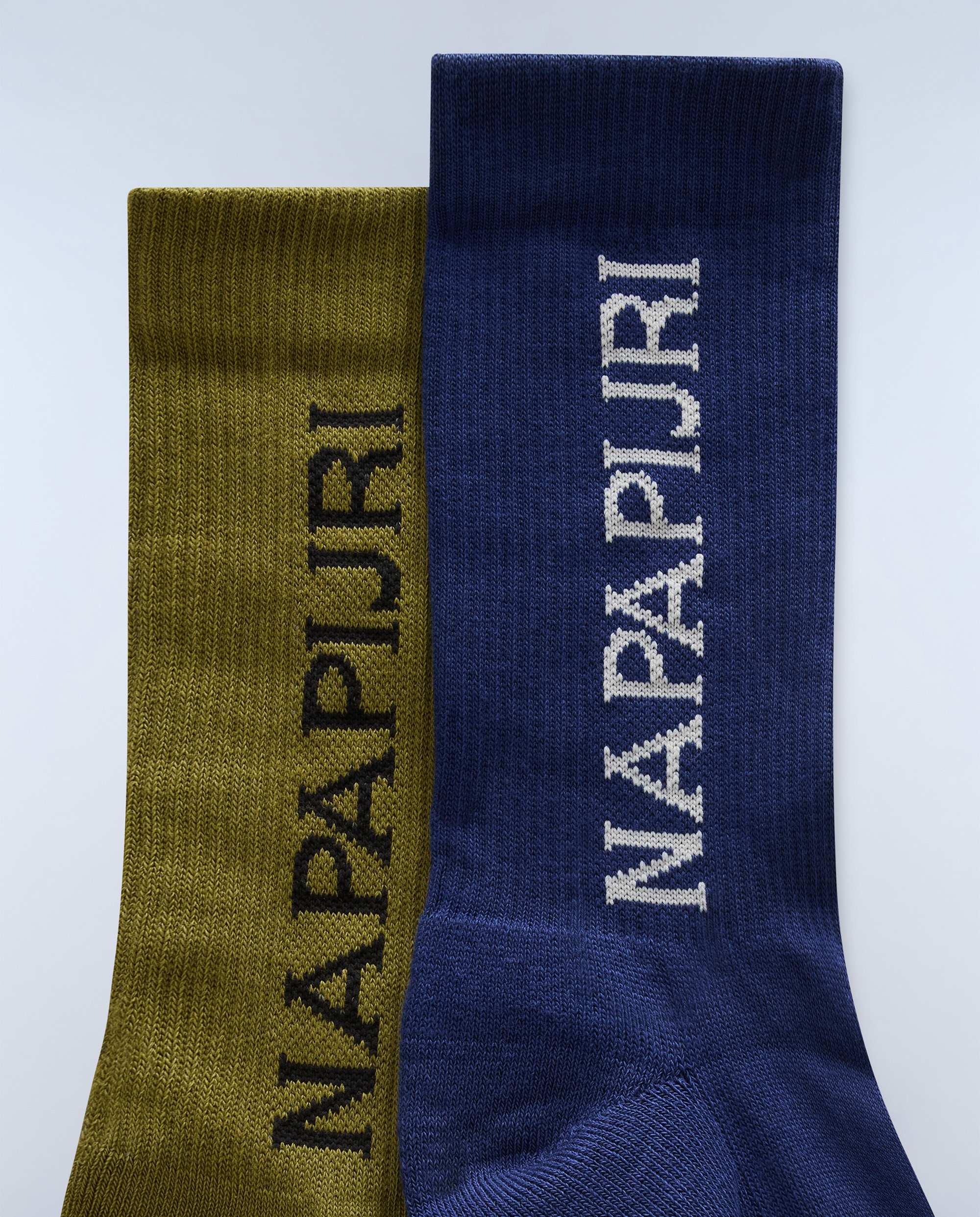 Imagen 3 de Calcetines altos hoku pack de dos pares con logo napapijri lateral - Azul / Verde Azul / Verde