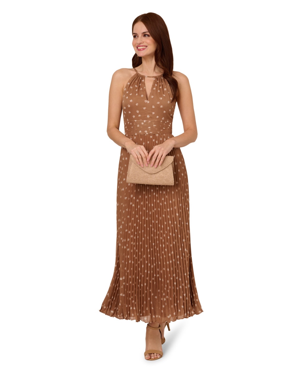 Adrianna Papell - Vestido de lunares con escote halter.