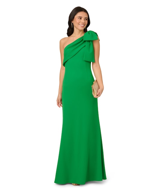 Imagen 0 de Vestido largo con escote asimétrico y gran lazo