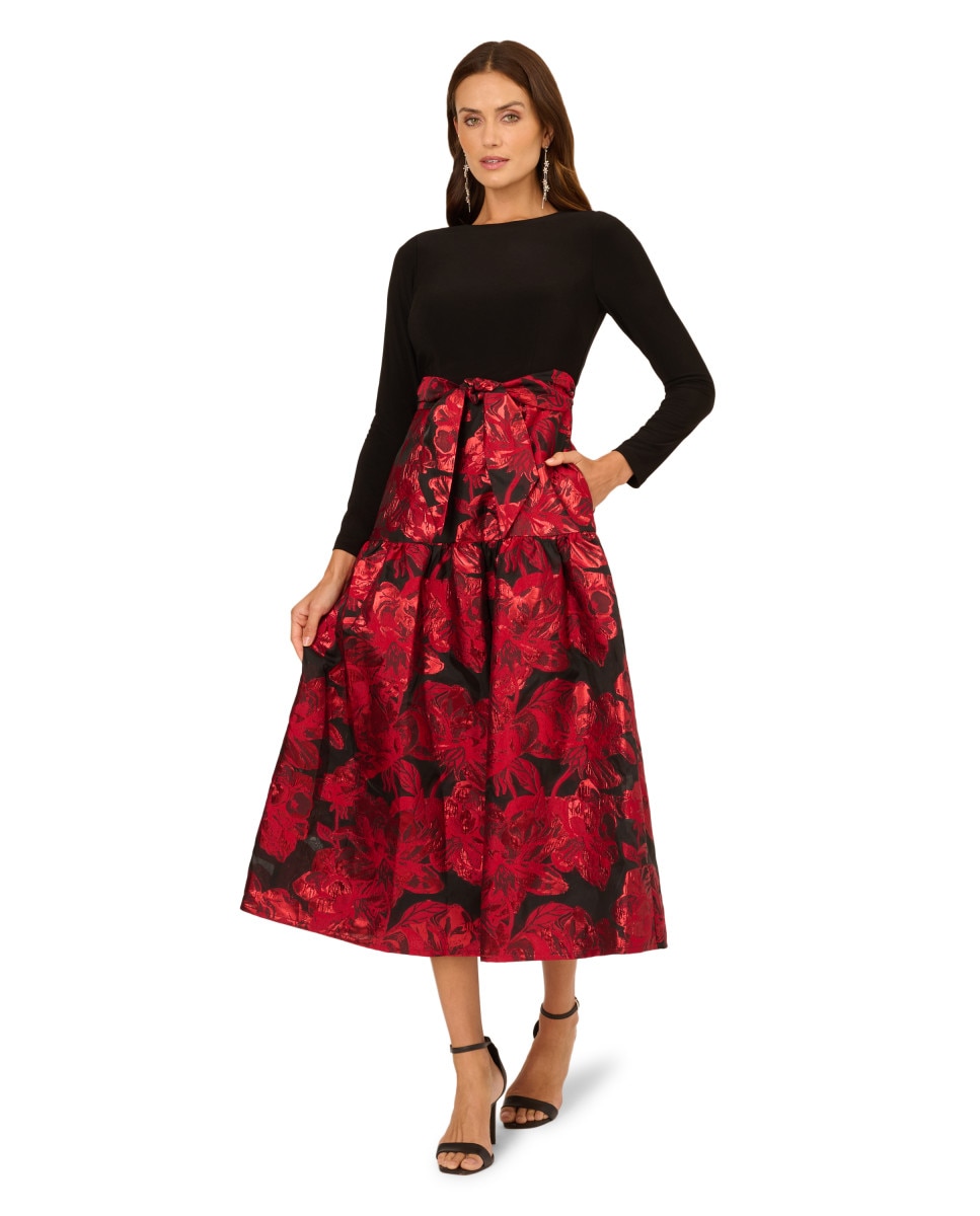 Adrianna Papell - Vestido midi colour-block de manga larga.