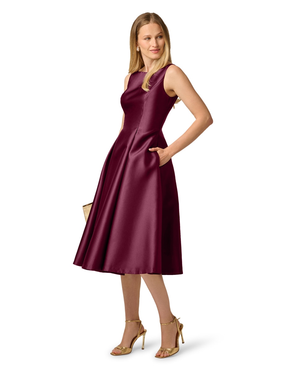 Vestido midi con escote barco, corte evasé y pliegues - Adrianna Papell - Morado Morado-3