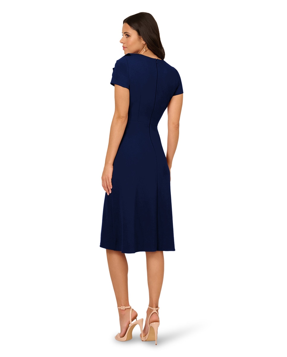 Vestido midi con volante lateral y manga corta - Adrianna Papell - Azul Azul-2