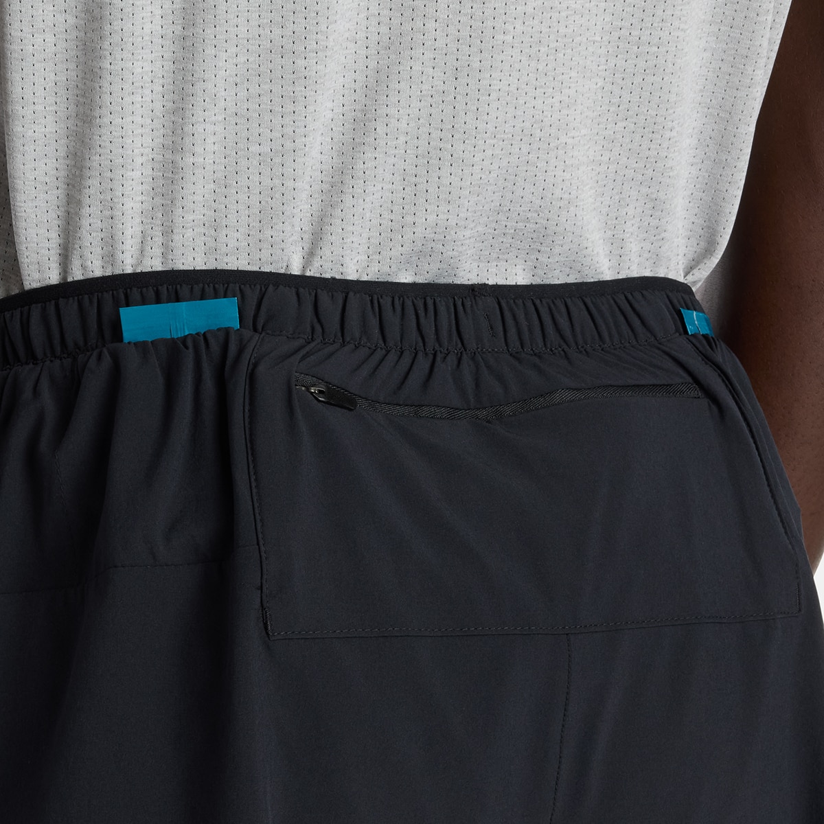 Imagen 4 de Short running de hombre 5" RC Essential New Balance - Negro Negro