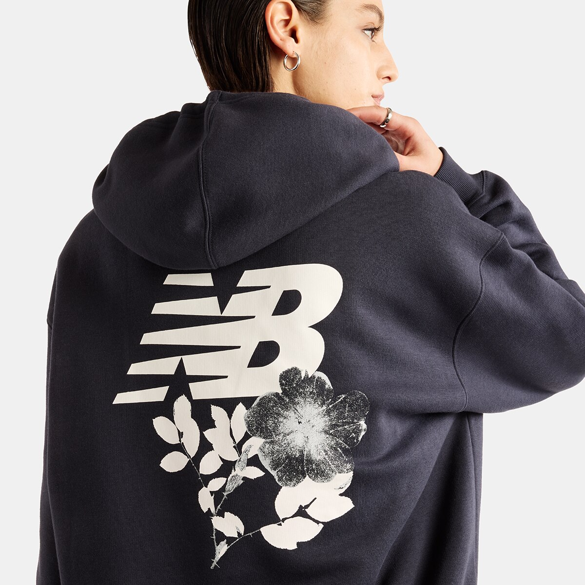 Sudadera con capucha casual de mujer Flowers New Balance - Antracita Antracita-3