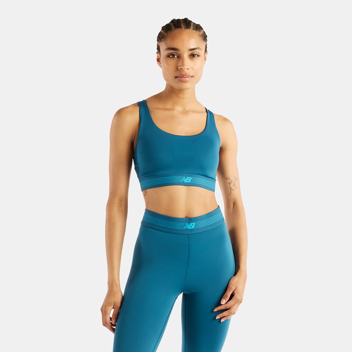 Imagen 0 de Sujetador performance de mujer AC Train New Balance Azul Océano