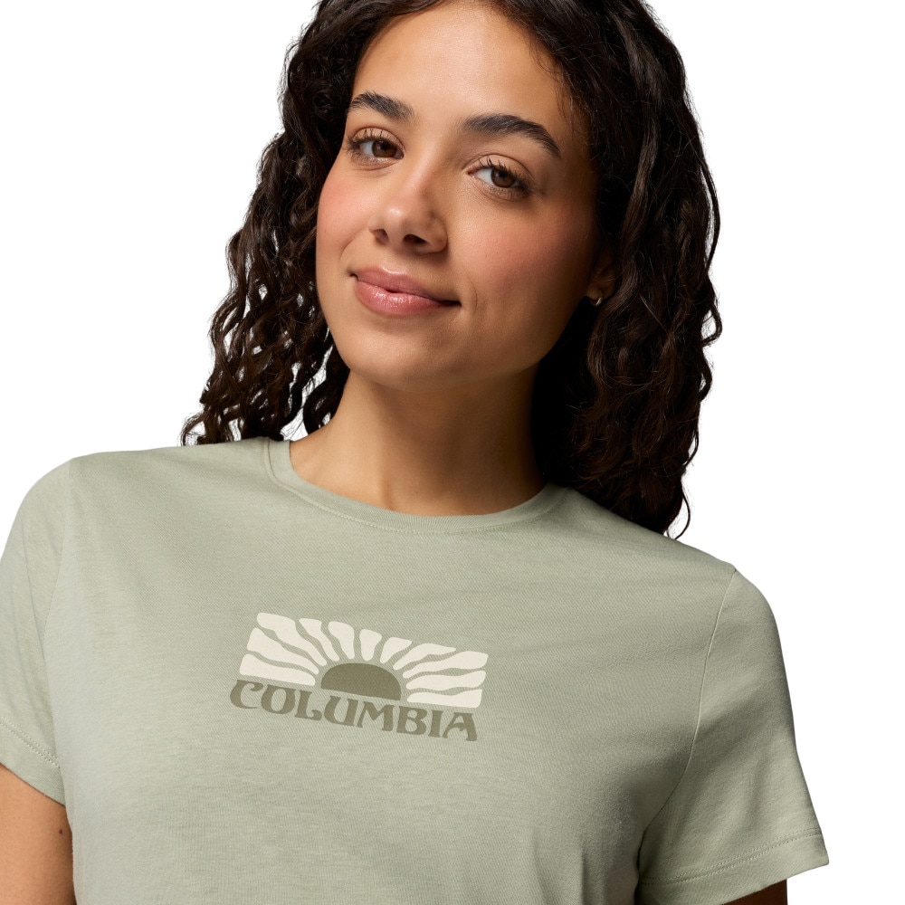 Camiseta manga corta de mujer Ruby Springs™ Graphic Fitted SS Columbia - Verde grisáceo Verde grisáceo-4