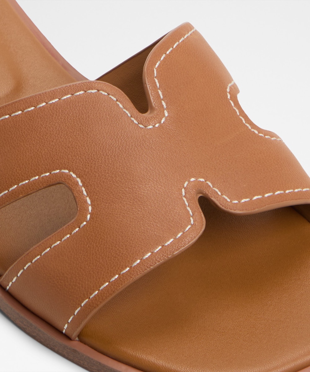 Sandalias planas de mujer con punta cuadrada - Aldo - Camel Camel-7