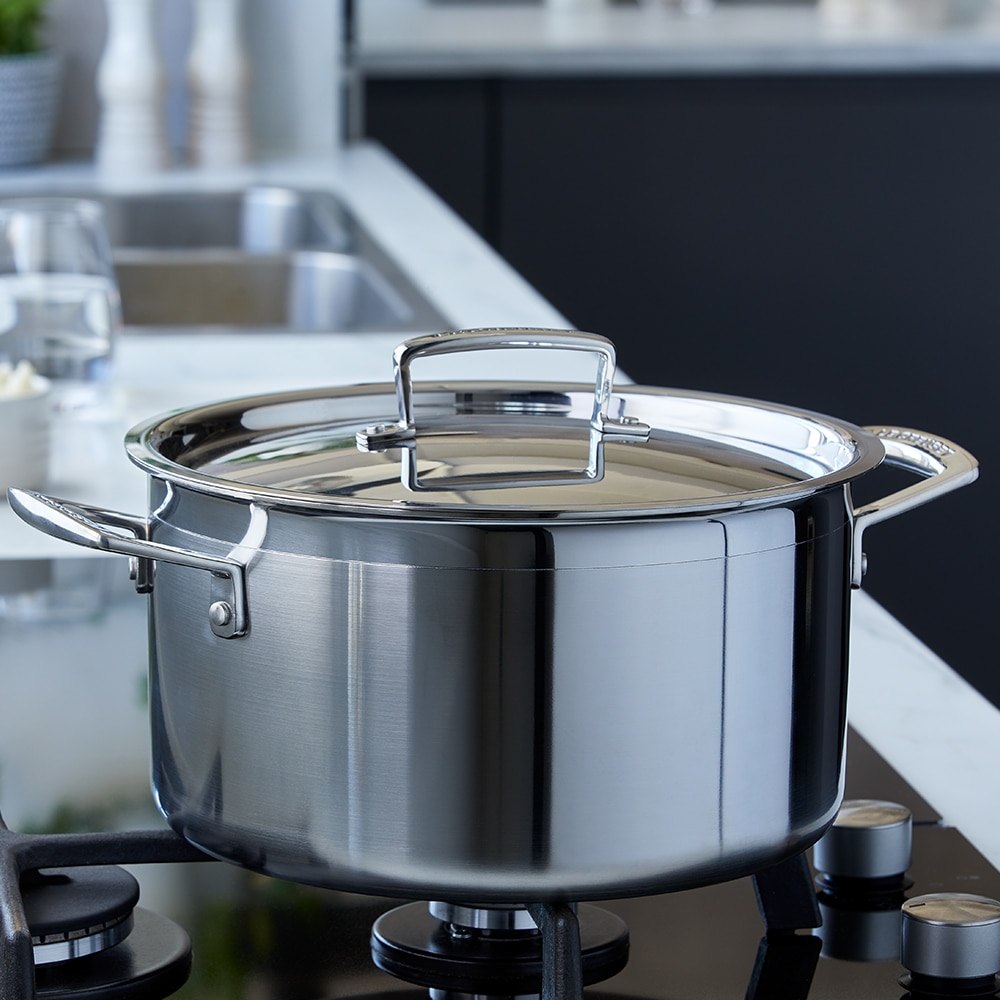 Cacerola de acero inoxidable con tapa Classic Le Creuset - Gris Cacerola de 18 cm Gris-3
