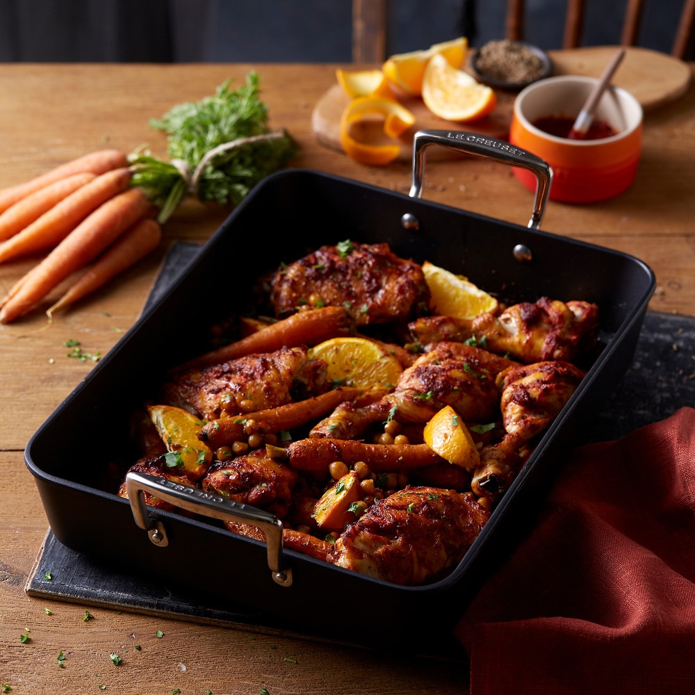 Imagen 3 de Bandeja assadora rectangular de Aluminio Antiadherente con asas Le Creuset - Negro 35 cm Negro