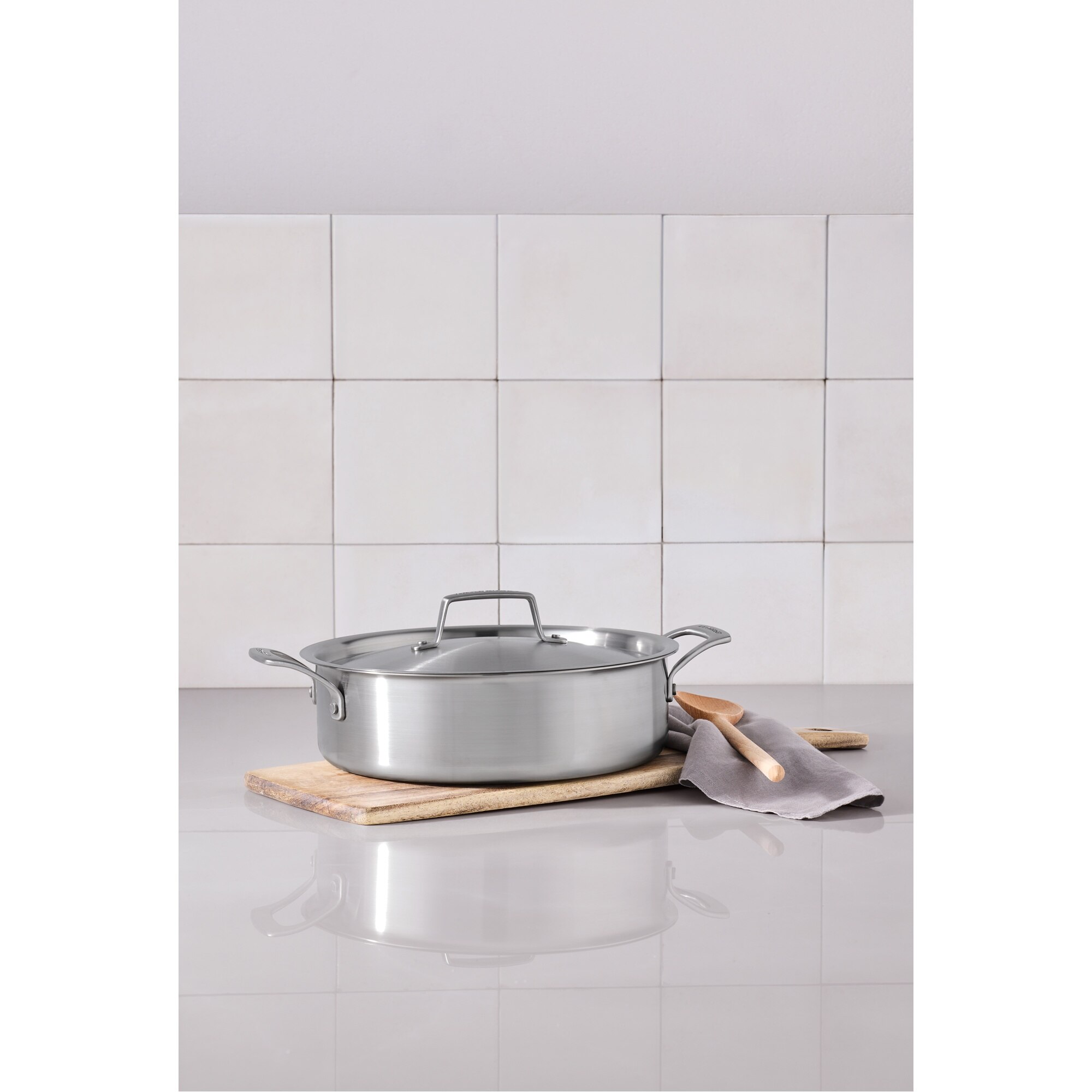Imagen 6 de Cacerola baja de acero inoxidable 3-ply Essential Le Creuset - Gris Cacerola de 26 cm Gris