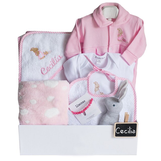 Imagen 0 de Canastilla El Recién Nacido sueños personalizable con nombre