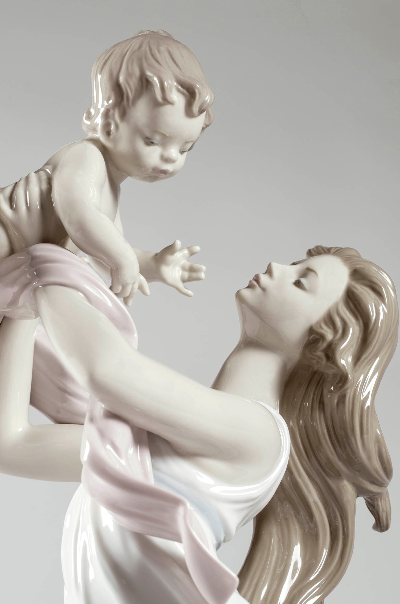 Imagen 5 de Figura madre Mi precioso bebé Lladró - Blanco Blanco
