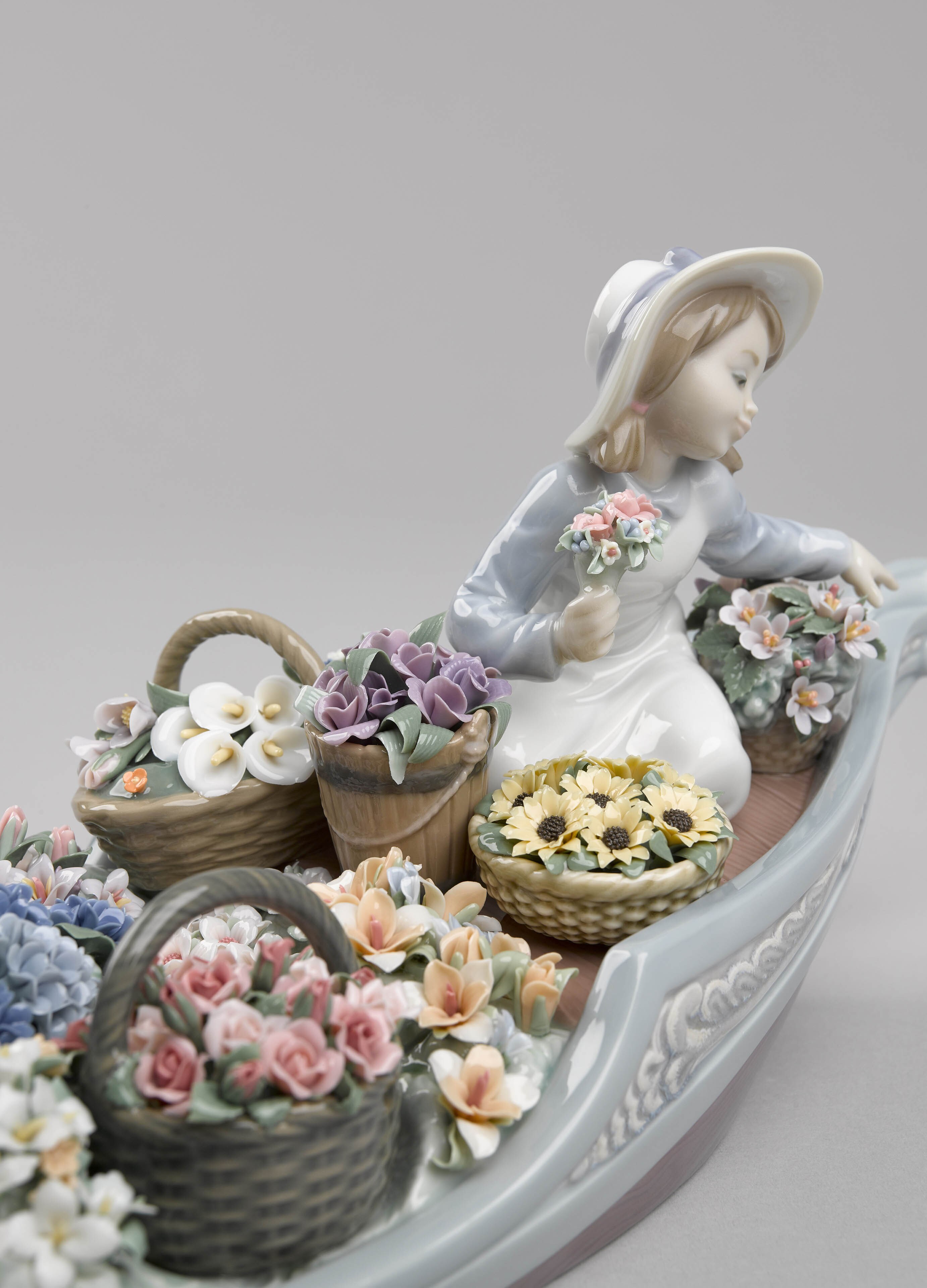 Imagen 5 de Figura Decorativa niñas Puesto de flores fluvial Lladró - Multicolor Multicolor