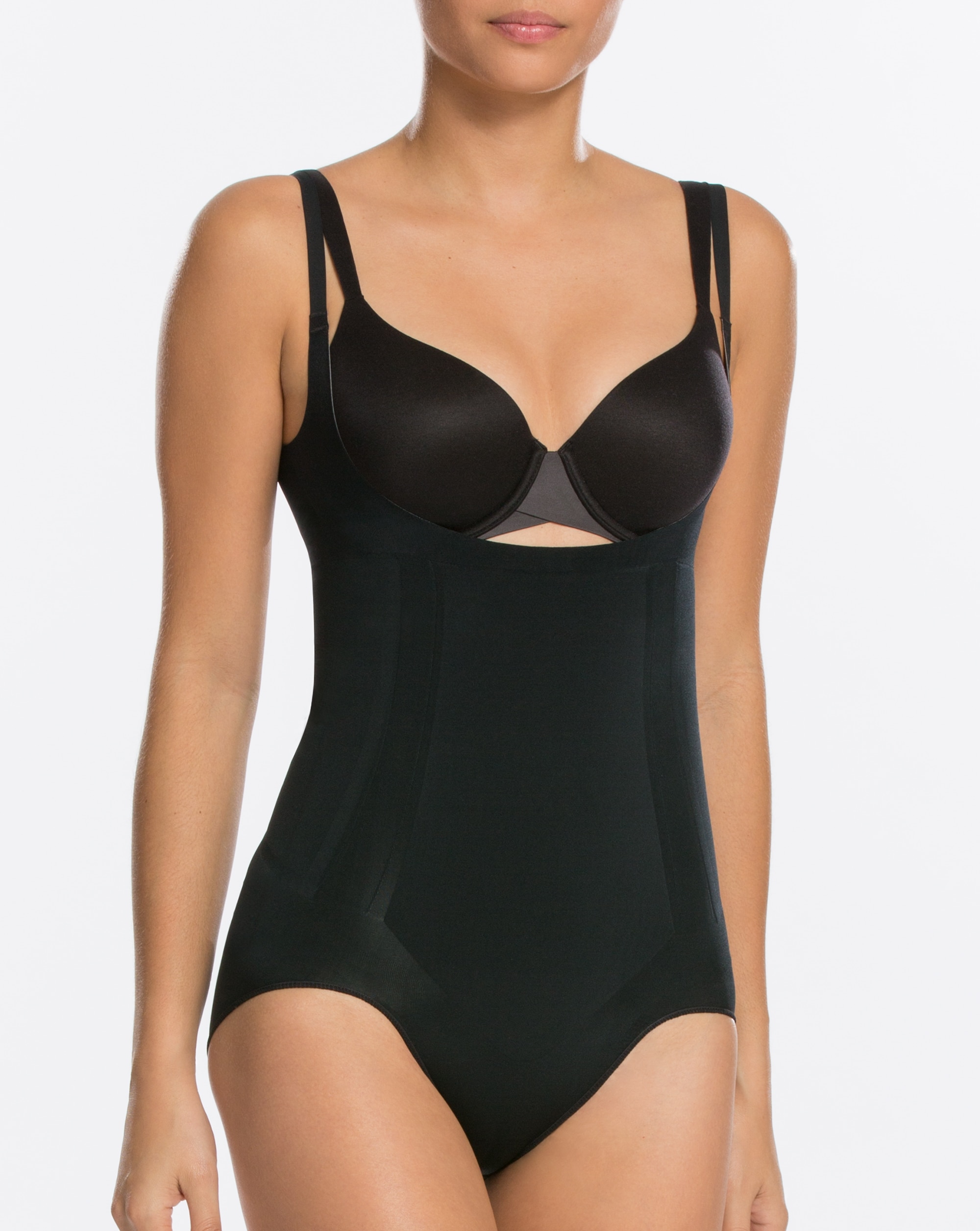 Body reductor liso con escote abierto