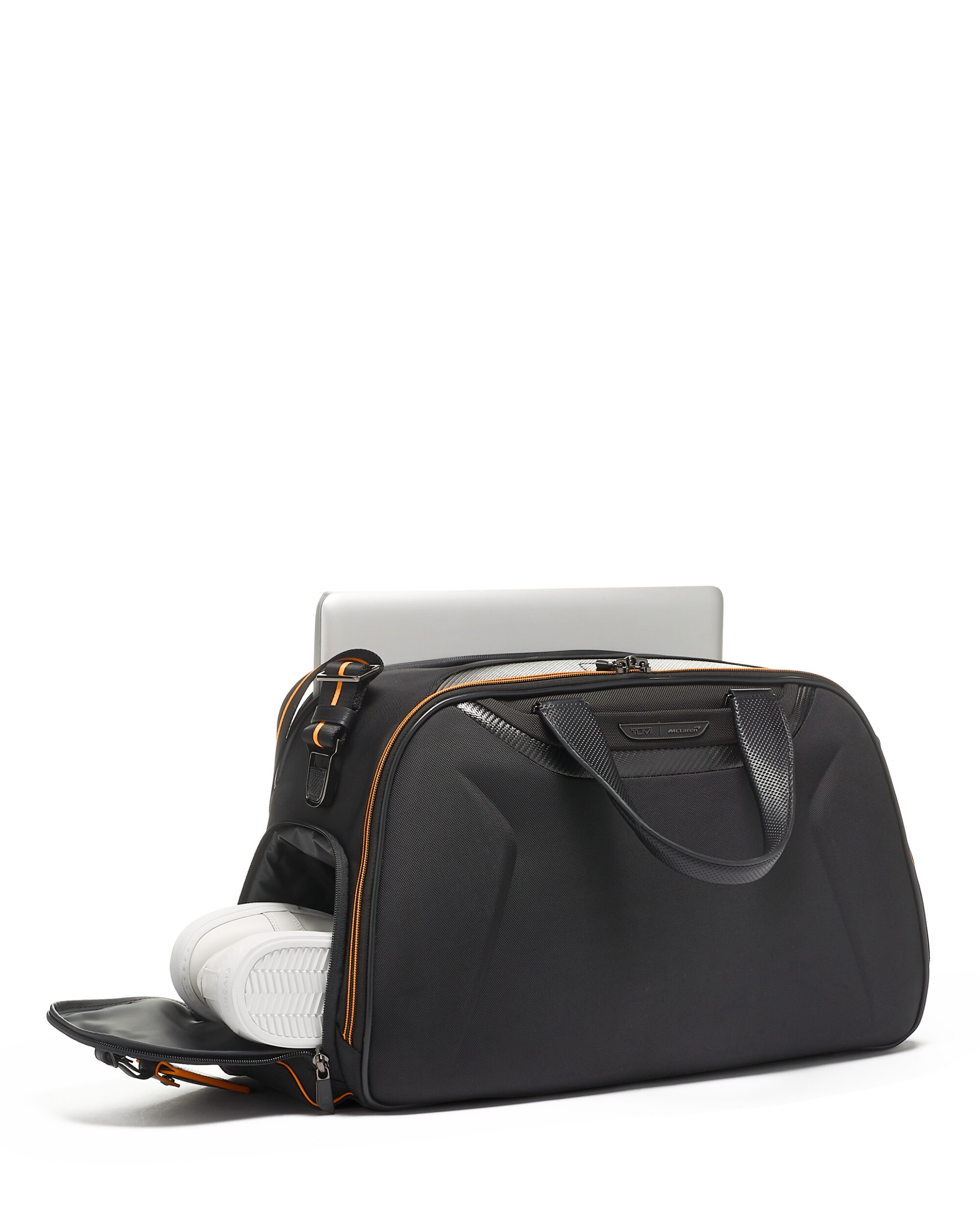 Imagen 5 de Bolso de viaje Tumi McClaren Quantum blando con capacidad de 33 litros - Negro / Naranja Negro / Naranja