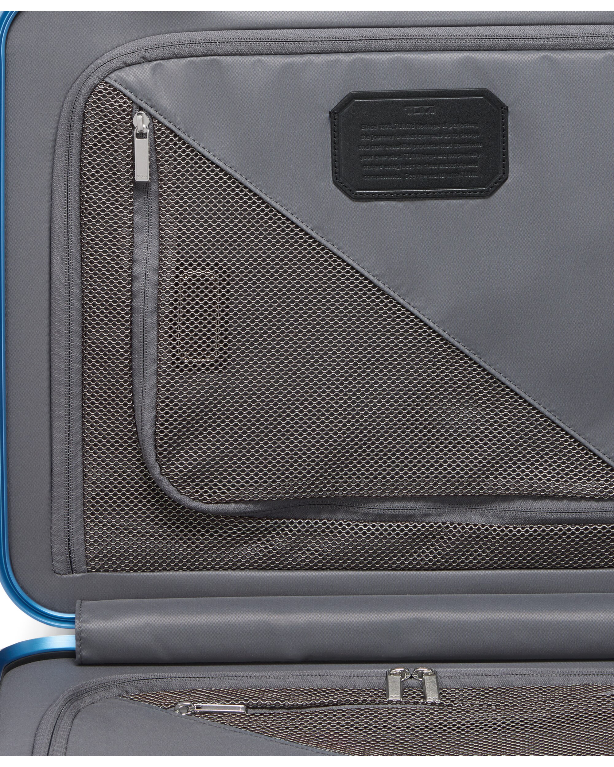 Imagen 4 de Maleta de cabina 19 degree aluminium rígida con capacidad de 35 litros - Tumi - Azul Azul