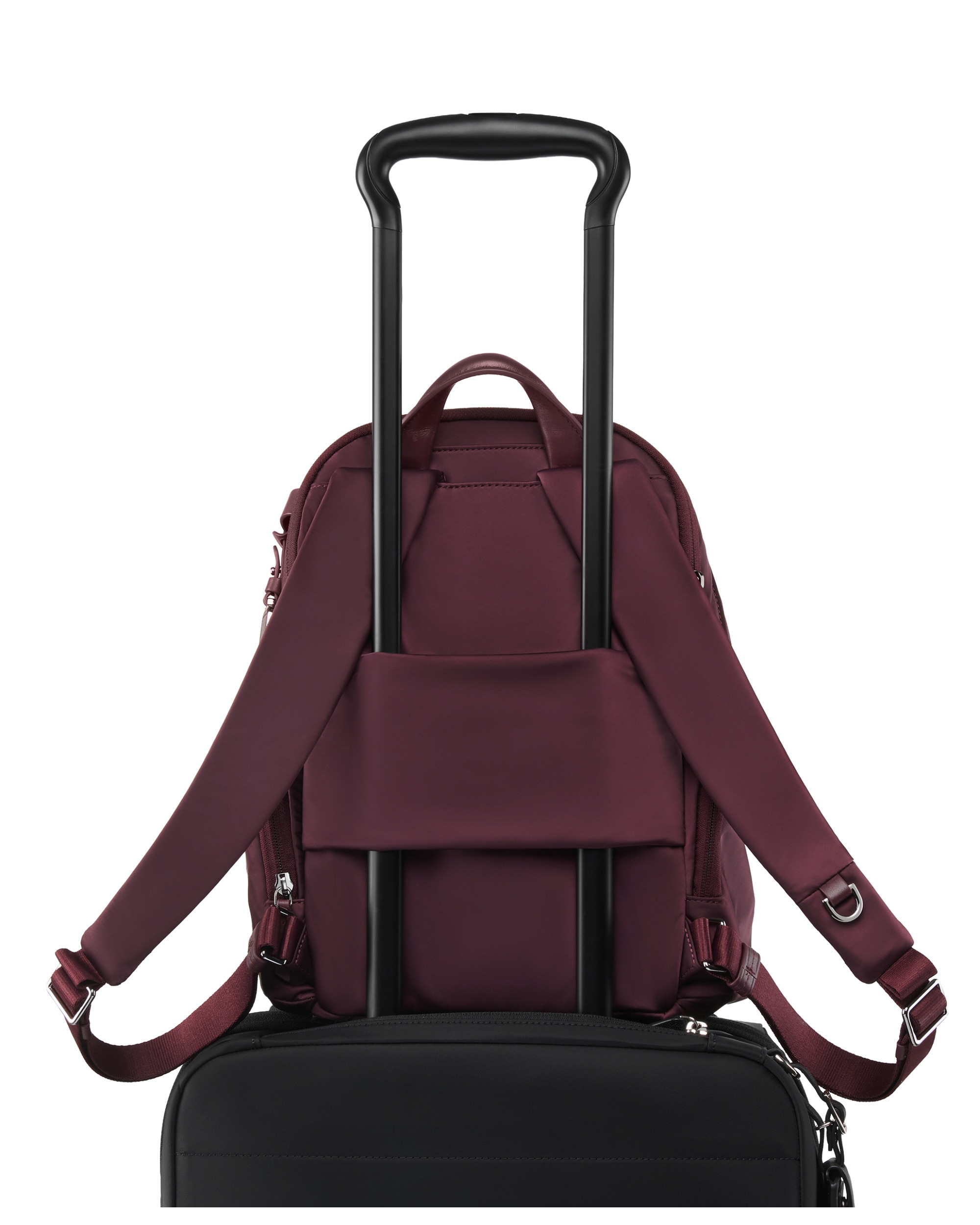 Imagen 4 de Mochila mediana celina voyageur de nailon con manga add-a-bag - Tumi - Topo Topo
