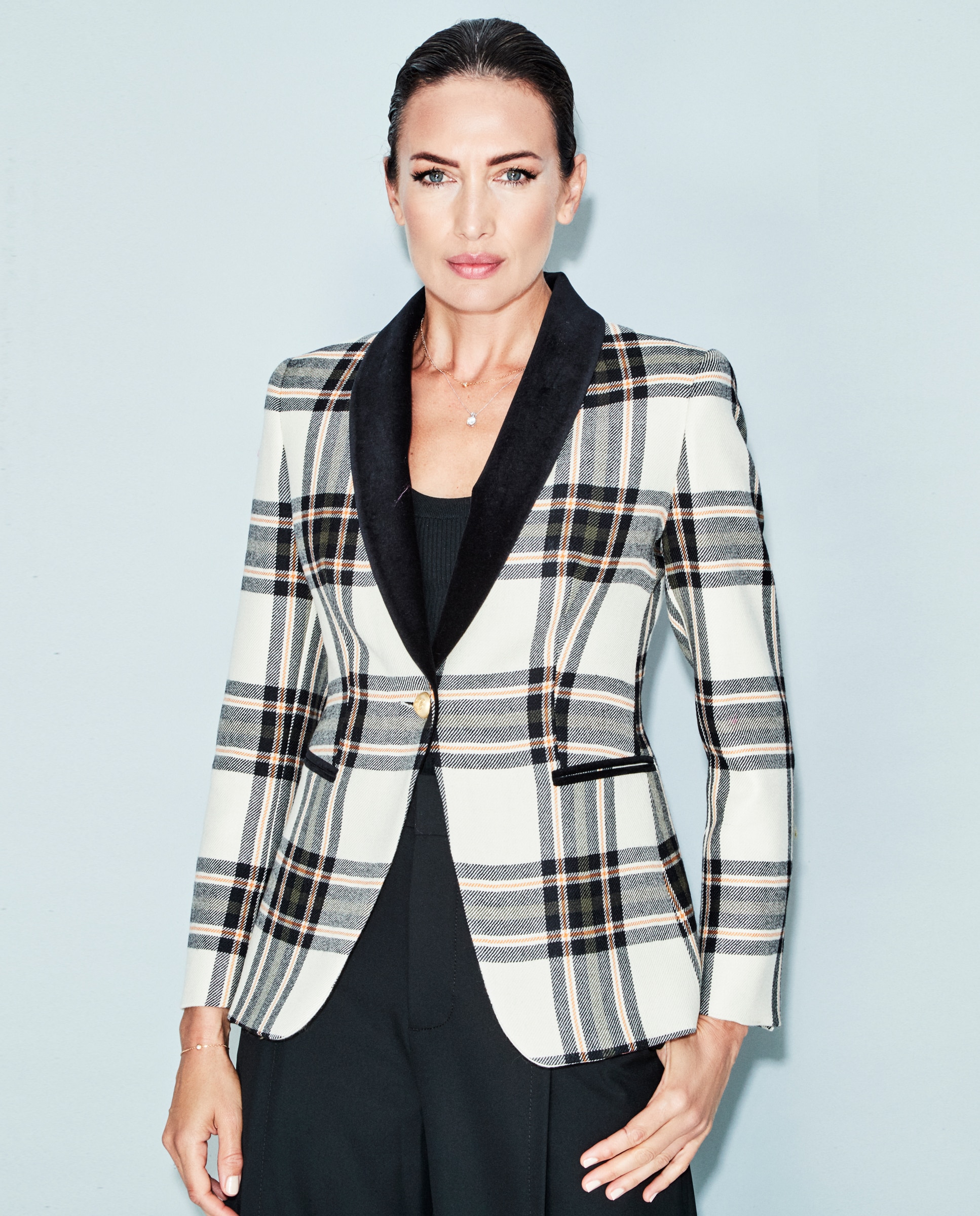 Blazer De Lana De Cuadros | 12 Compras Clásicas Para Sobrevivir