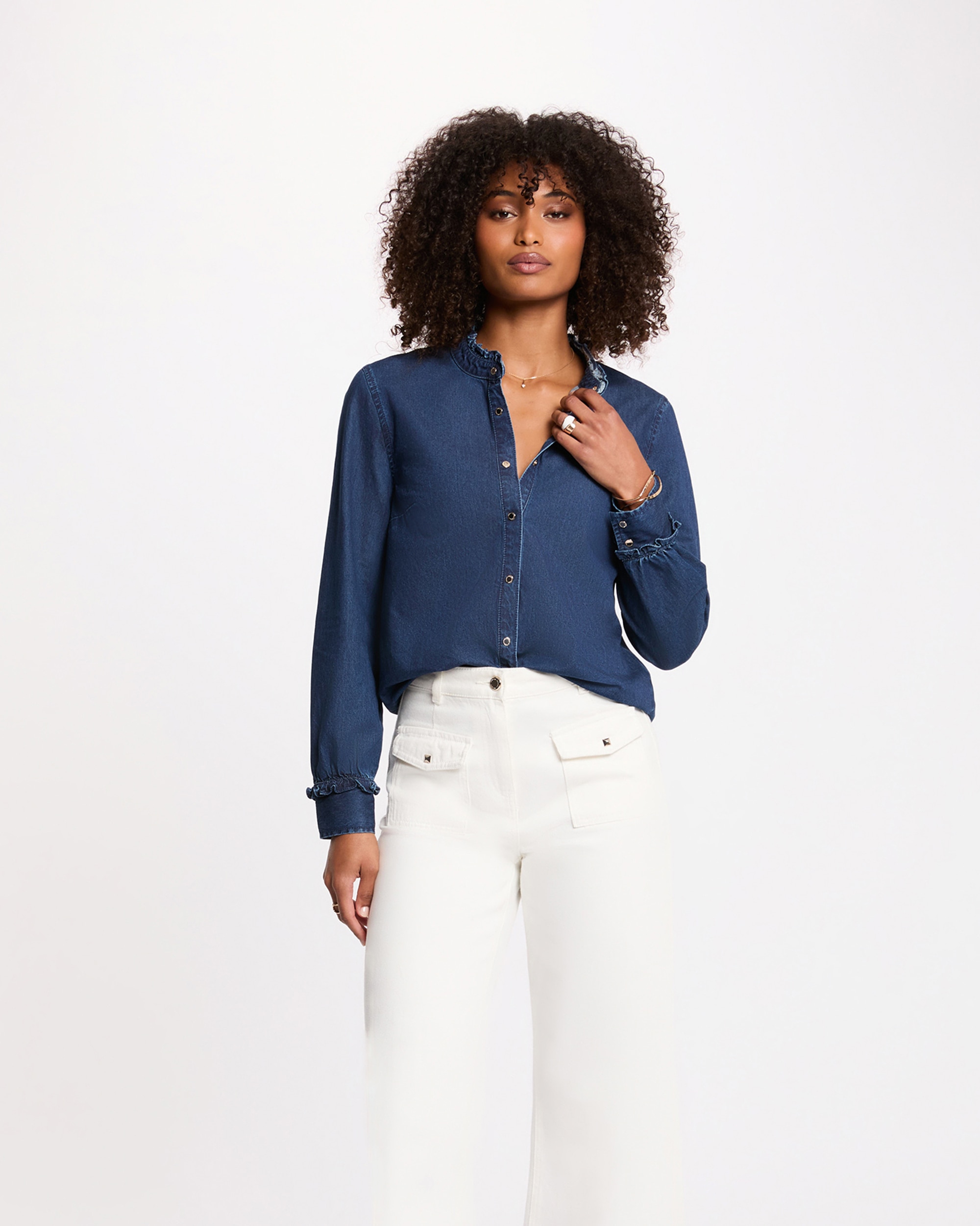 Morgan - Camisa de mujer de cuello alto.