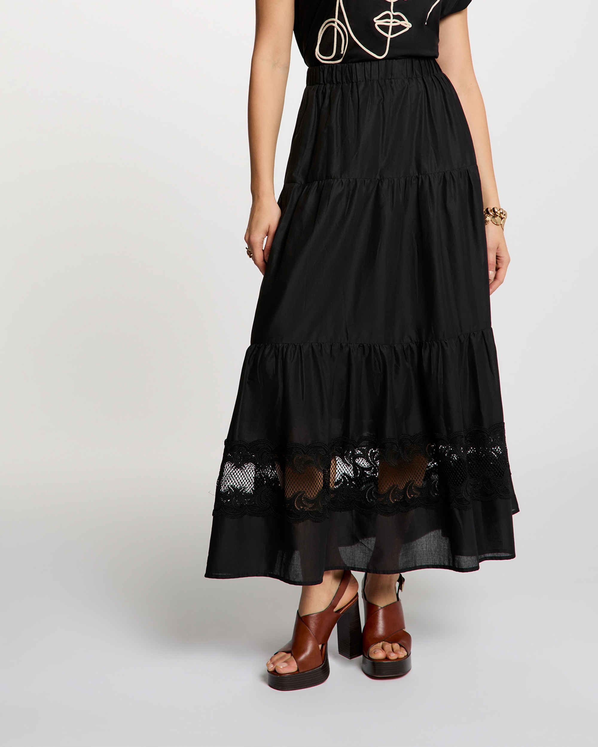 Morgan - Falda larga con volantes.