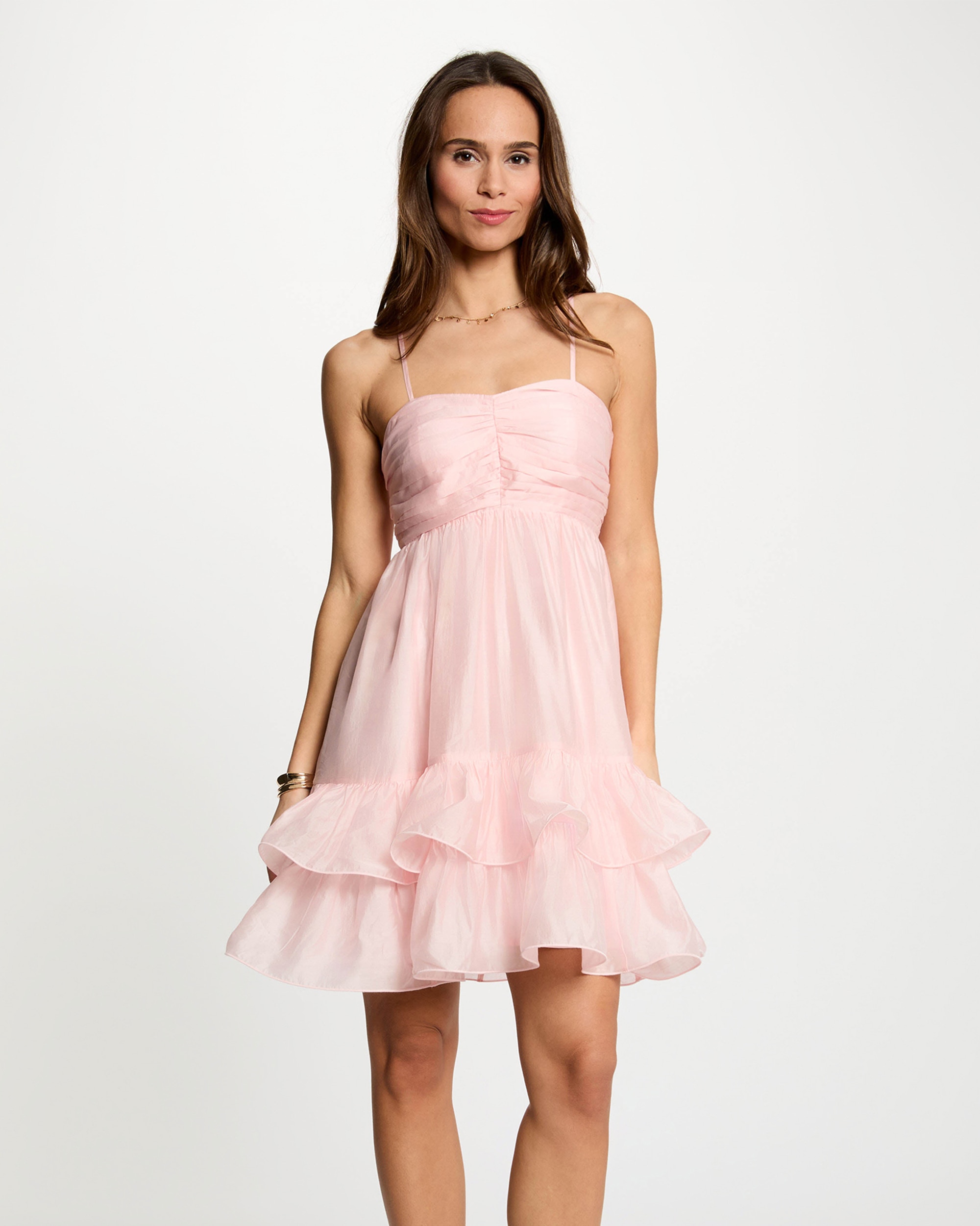 Morgan - Vestido corto de tul con volantes.