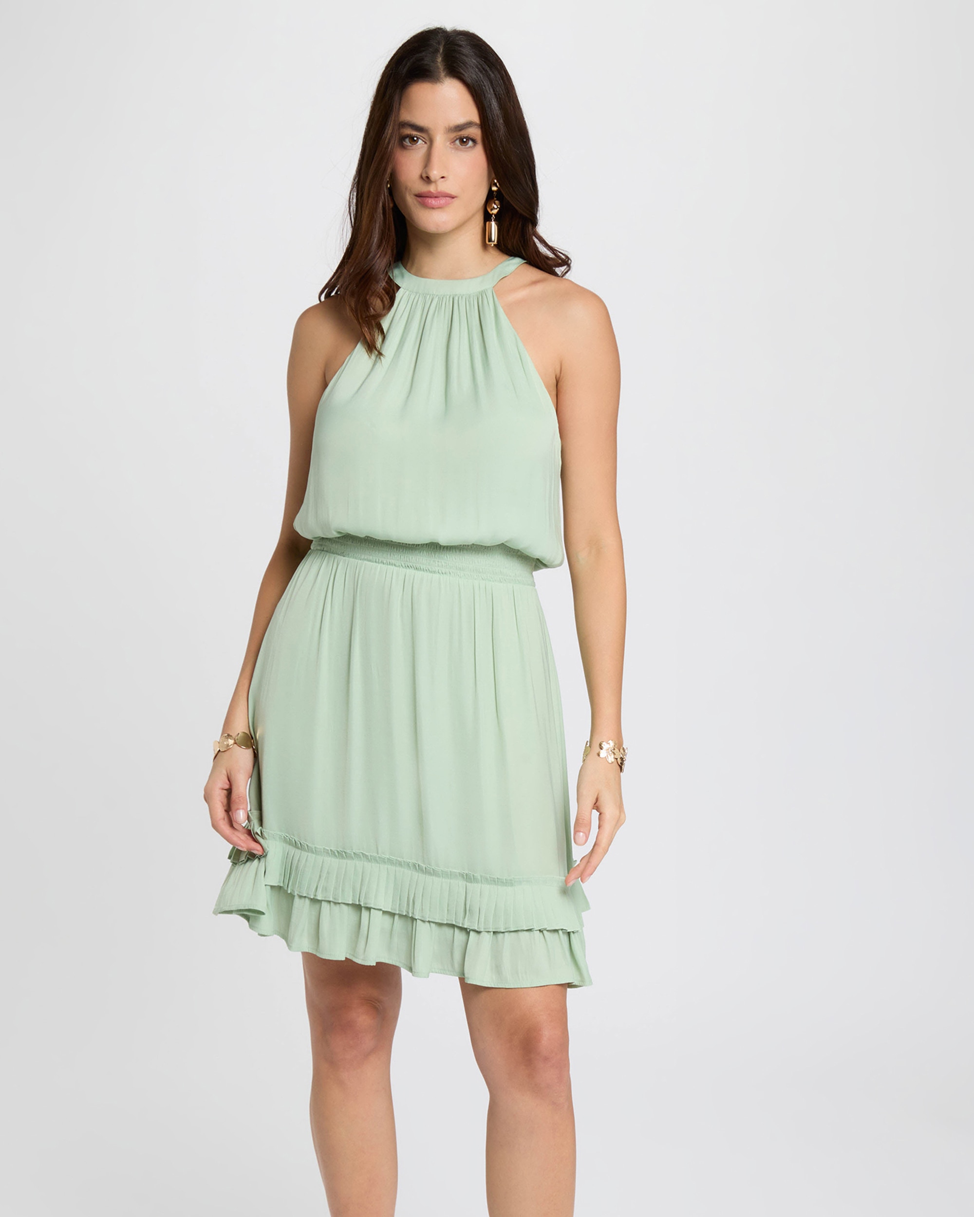 Morgan - Vestido corto con cuello alto.