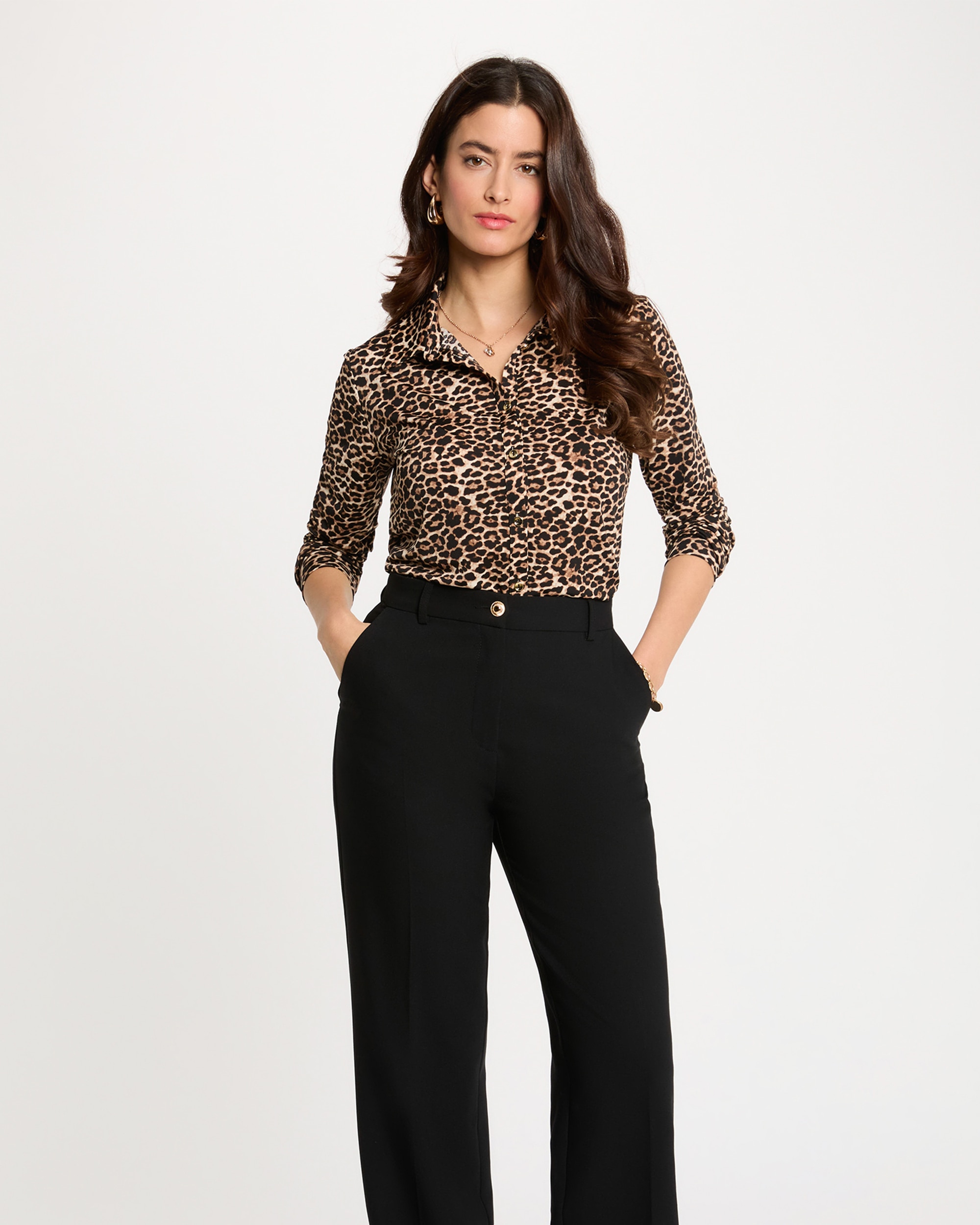 Morgan - Camisa de mujer con manga francesa y estampado animalier.