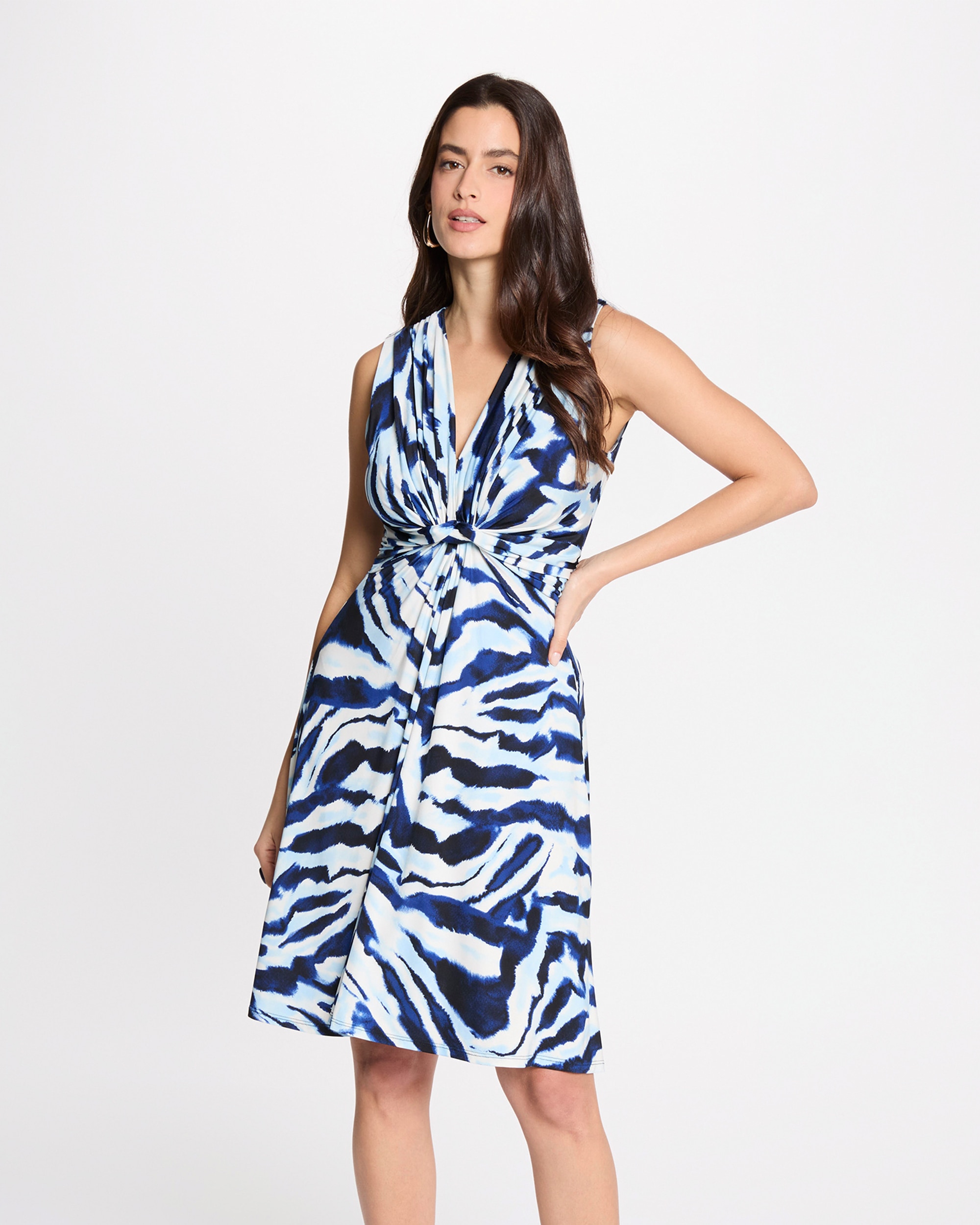 Morgan - Vestido corto con efecto trenzado.