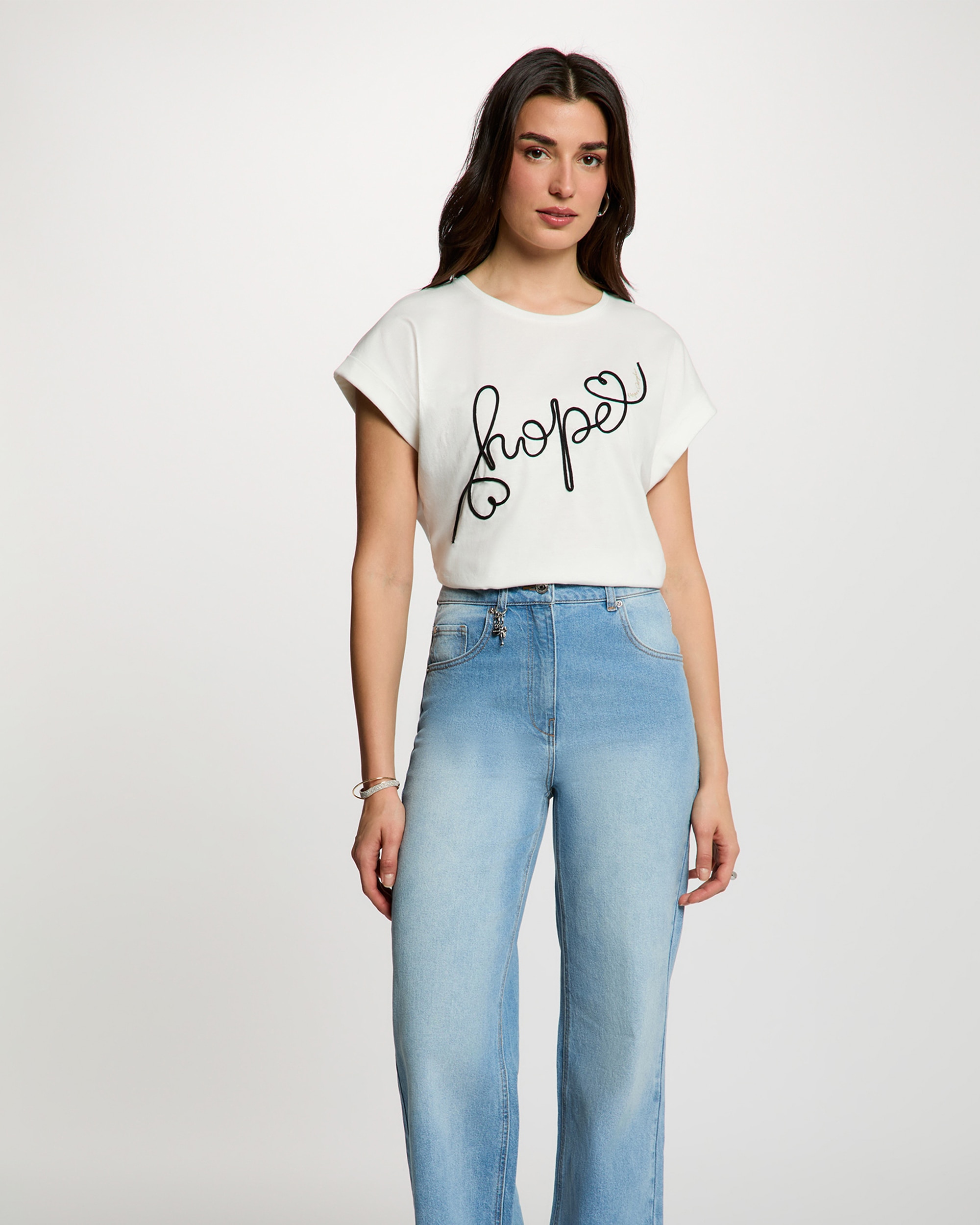 Morgan - Camiseta de mujer bordada escote redondo.