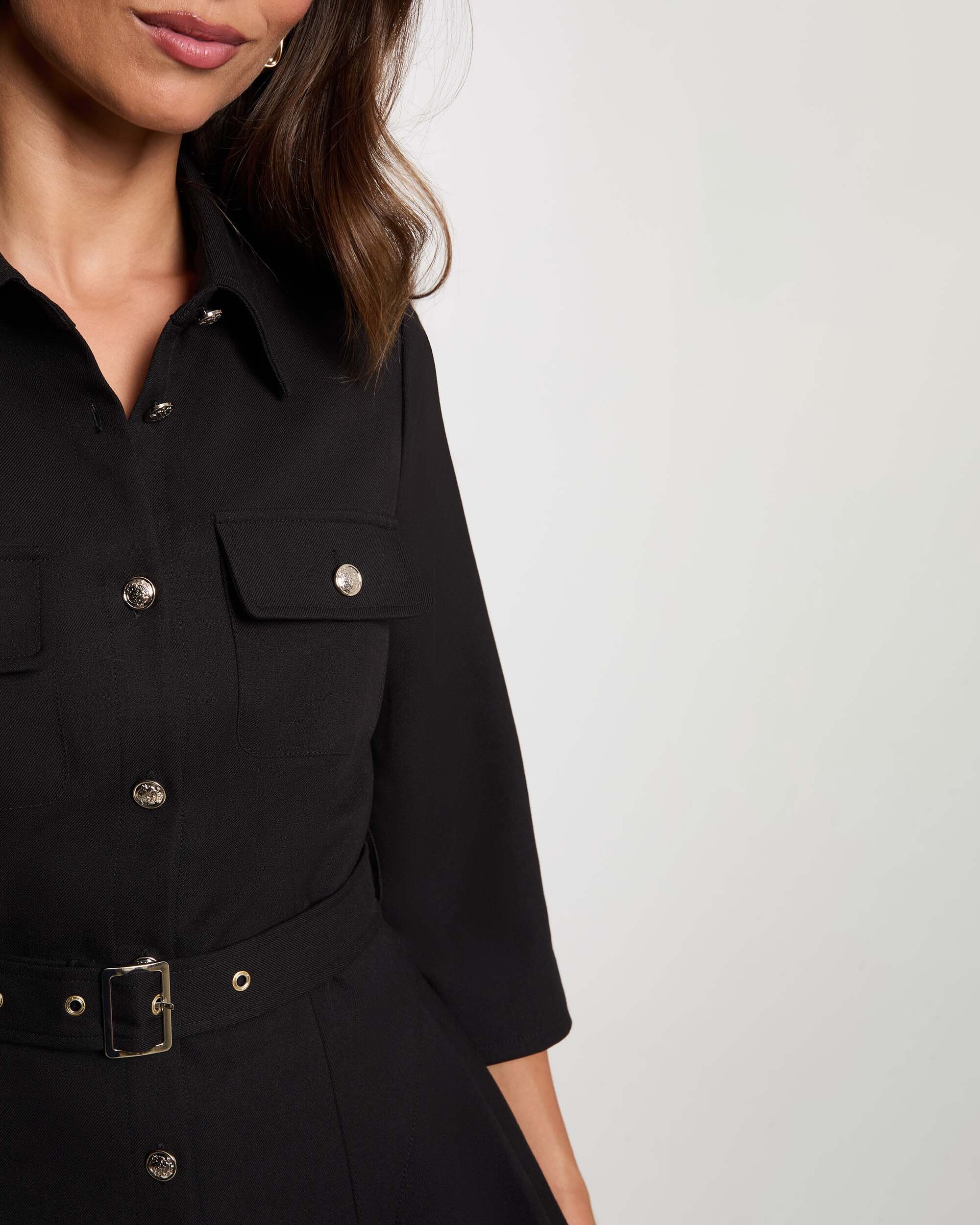 Vestido corto con cinturón - Morgan - Negro Negro-4