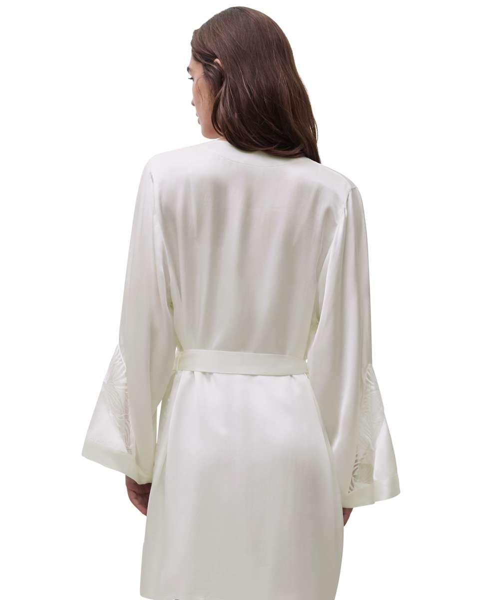 Camisón de mujer de tacto sedoso con encaje floral y transparencias línea legend - Chantelle - Crudo Crudo-2