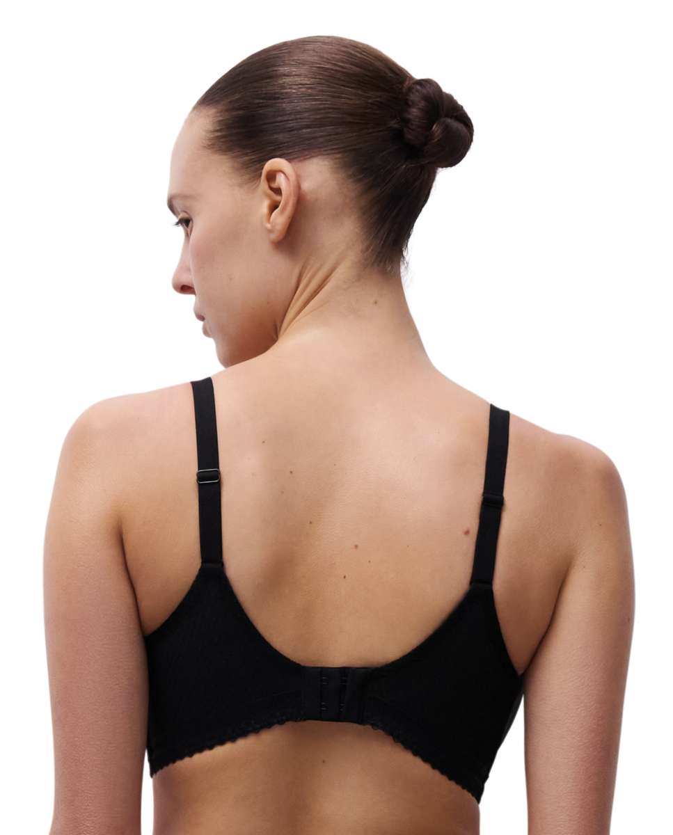 Sujetador sin aros de mujer con relleno con malla de nido de abeja de la línea romance - Chantelle - Negro Negro-2