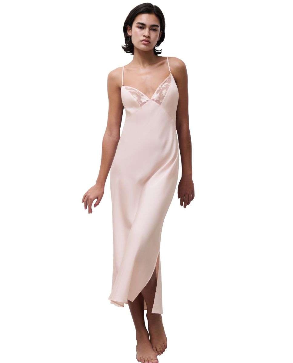 Imagen 0 de Camisón largo con encaje floral y tul línea idyll Rosa claro