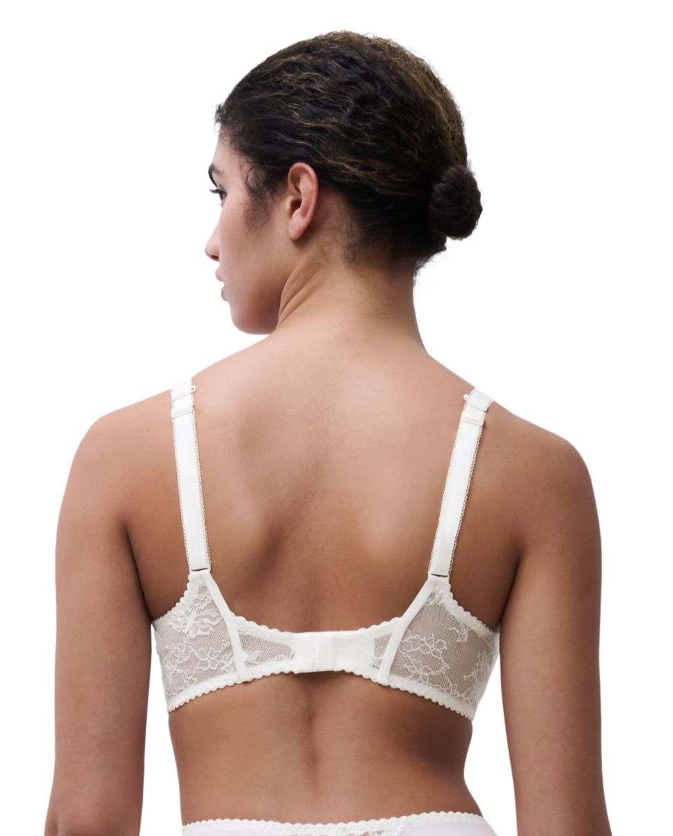 Sujetador con aros con relleno y efecto realce de mujer con encaje floral suave con un diseño moderno y cómodo de la línea kiss - Chantelle - Crudo Crudo-2