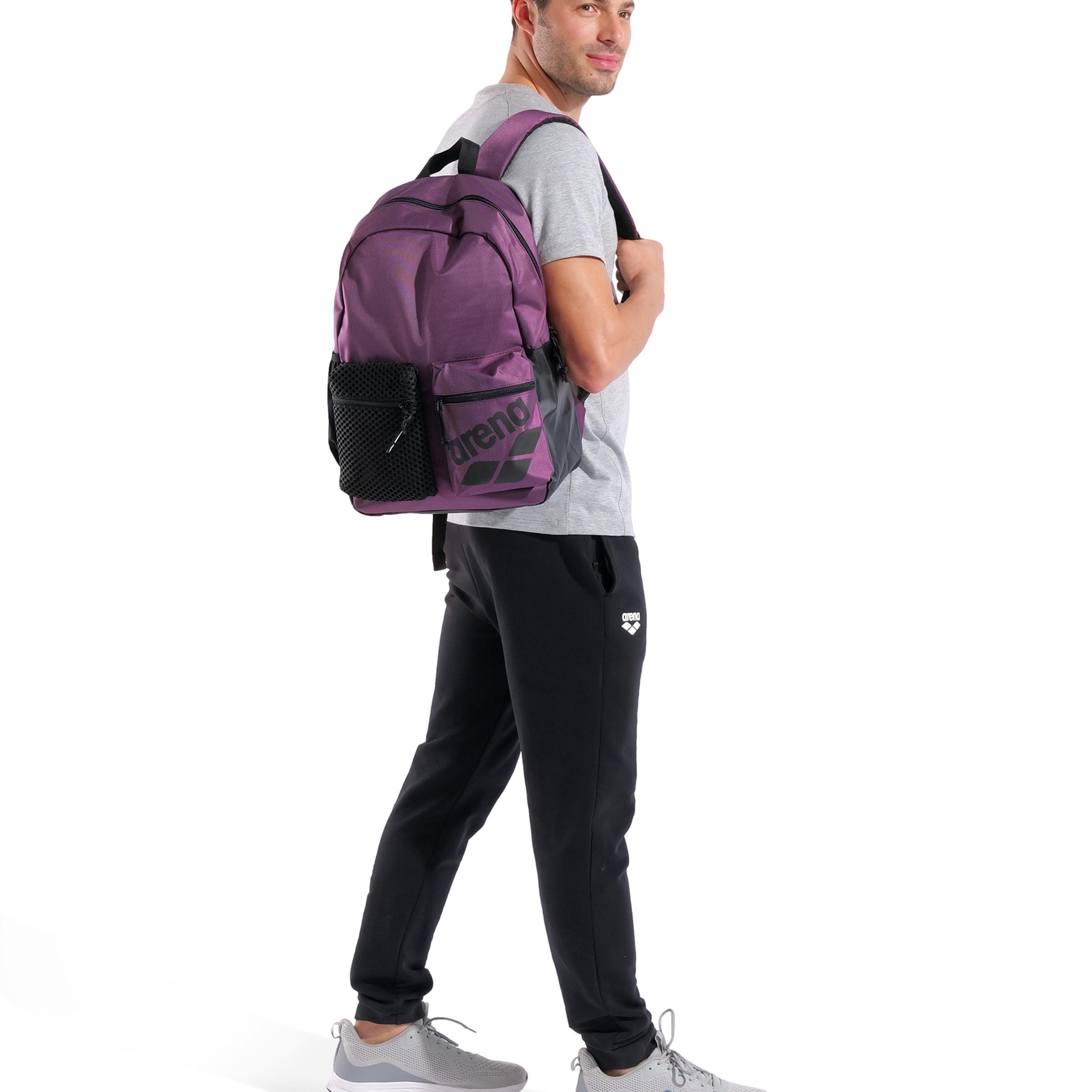 Arena - Mochila para deporte y natación One Go 30L Arena.