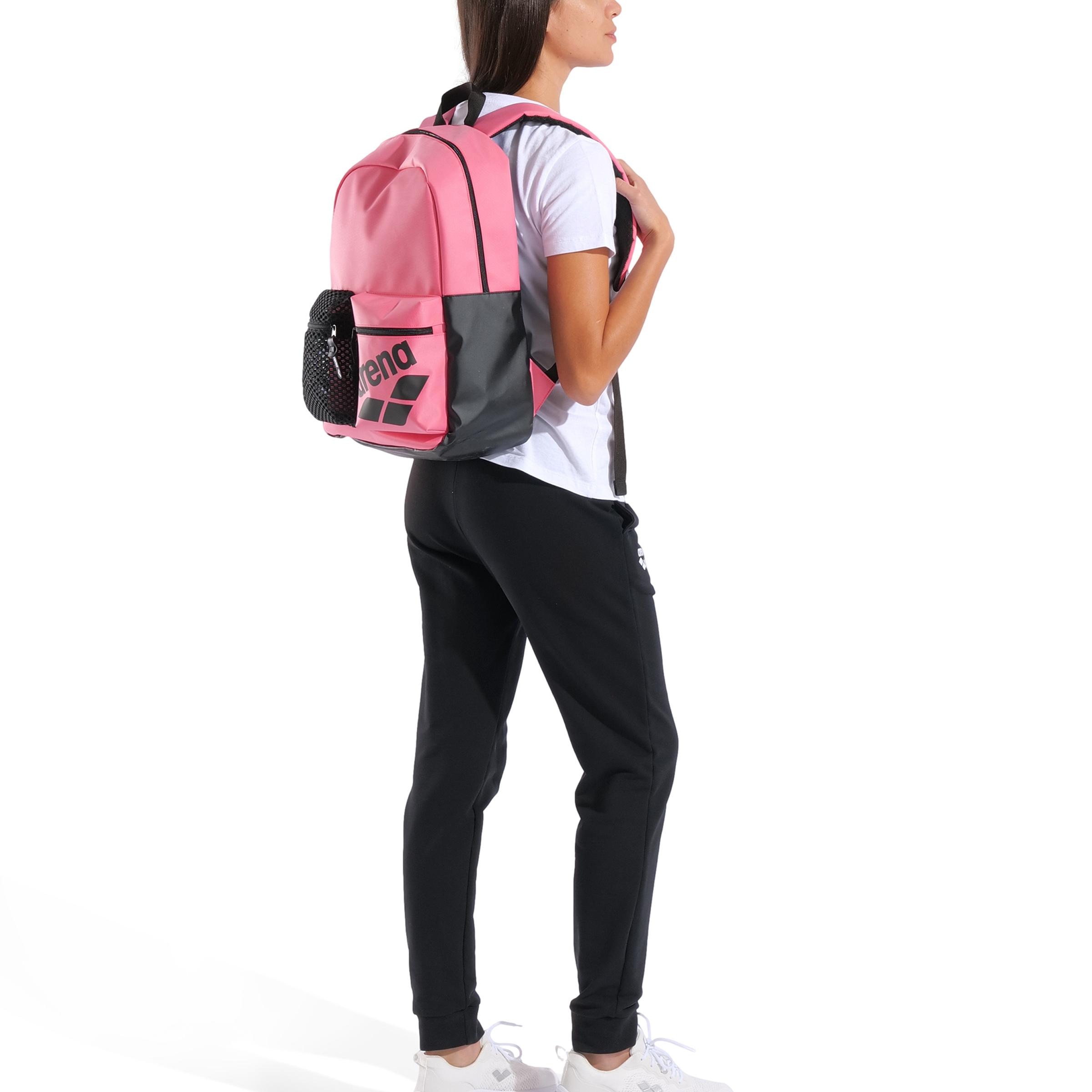 Arena - Mochila para deporte y natación One Go 30L Arena.