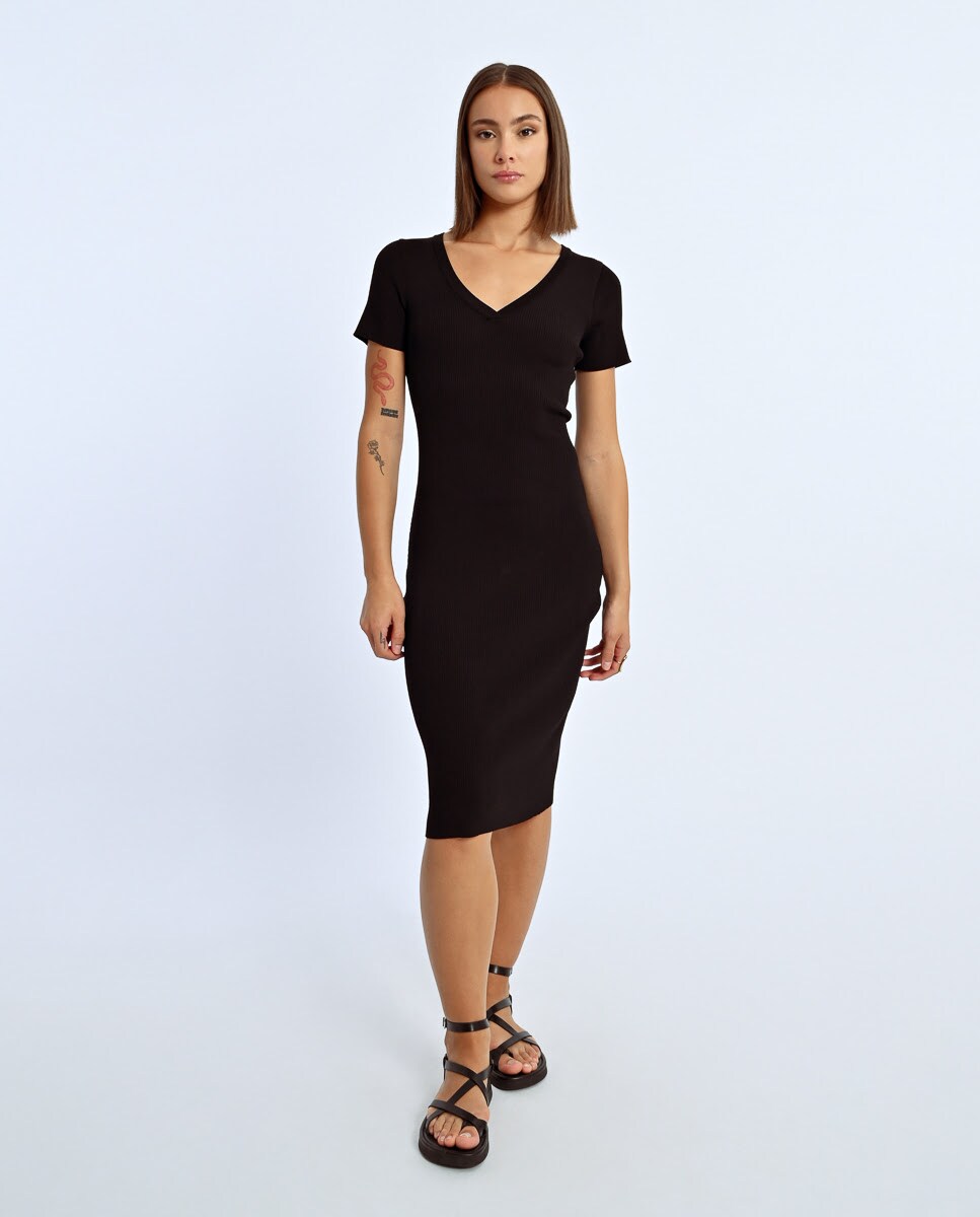 Vestido ajustado de manga corta · Lili Sidonio · El Corte Inglés