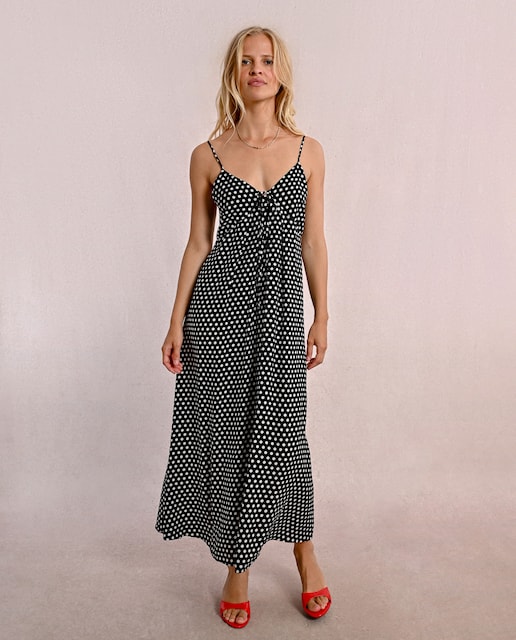 Imagen 0 de Vestido largo de tirantes con estampado de lunares
