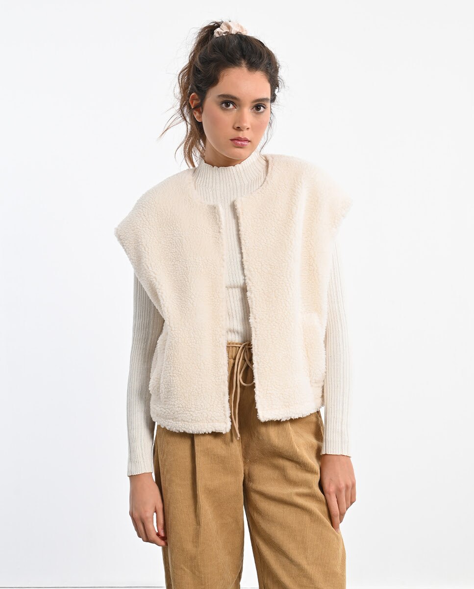 Chaleco de mujer de manga mariposa en tejido de borreguito - Lili Sidonio - Beige Beige-5