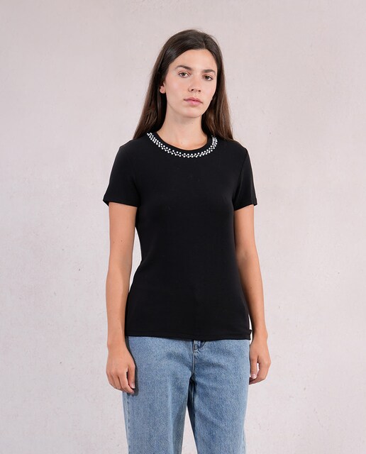 Imagen 0 de Camiseta de mujer de manga corta detalle abalorios